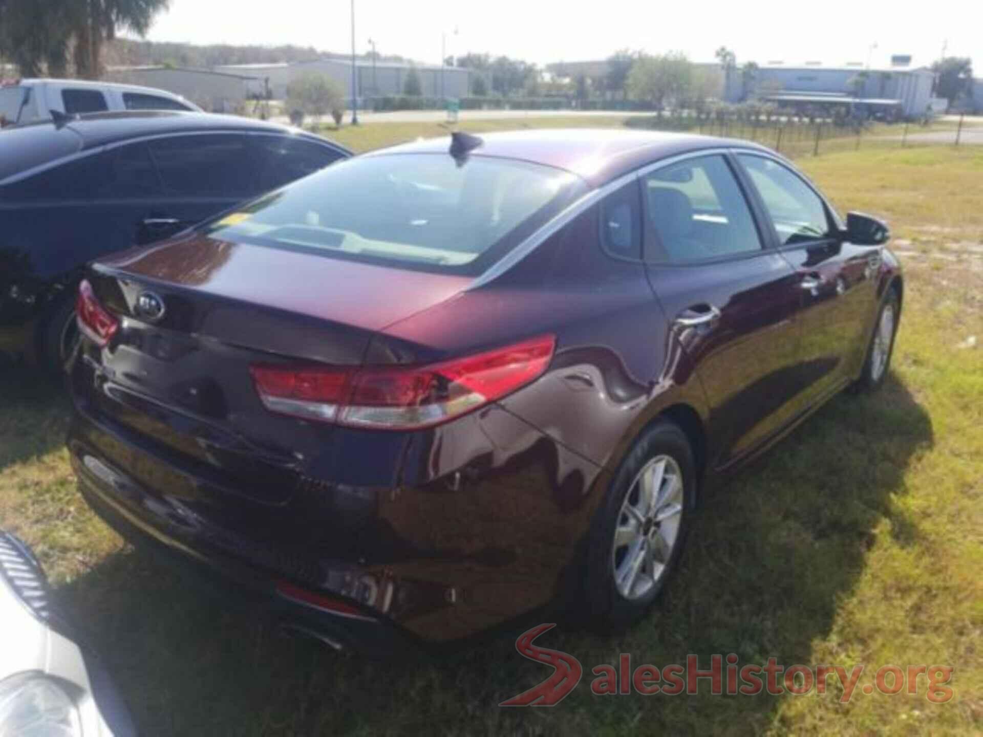 5XXGT4L33JG236712 2018 KIA OPTIMA