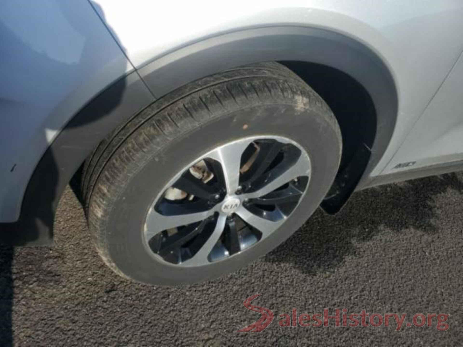 5XYPHDA13JG348537 2018 KIA SORENTO