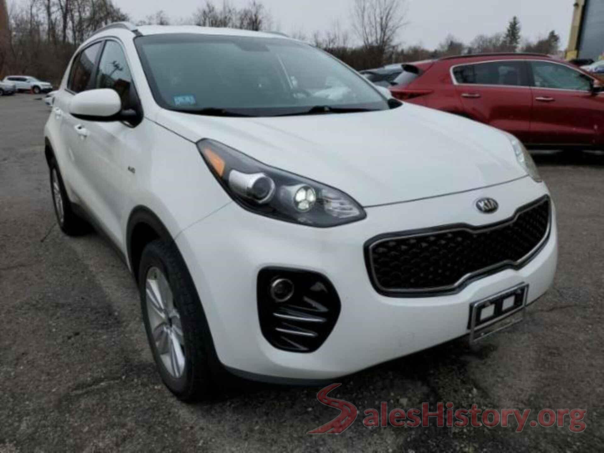 KNDPMCAC5J7354764 2018 KIA SPORTAGE