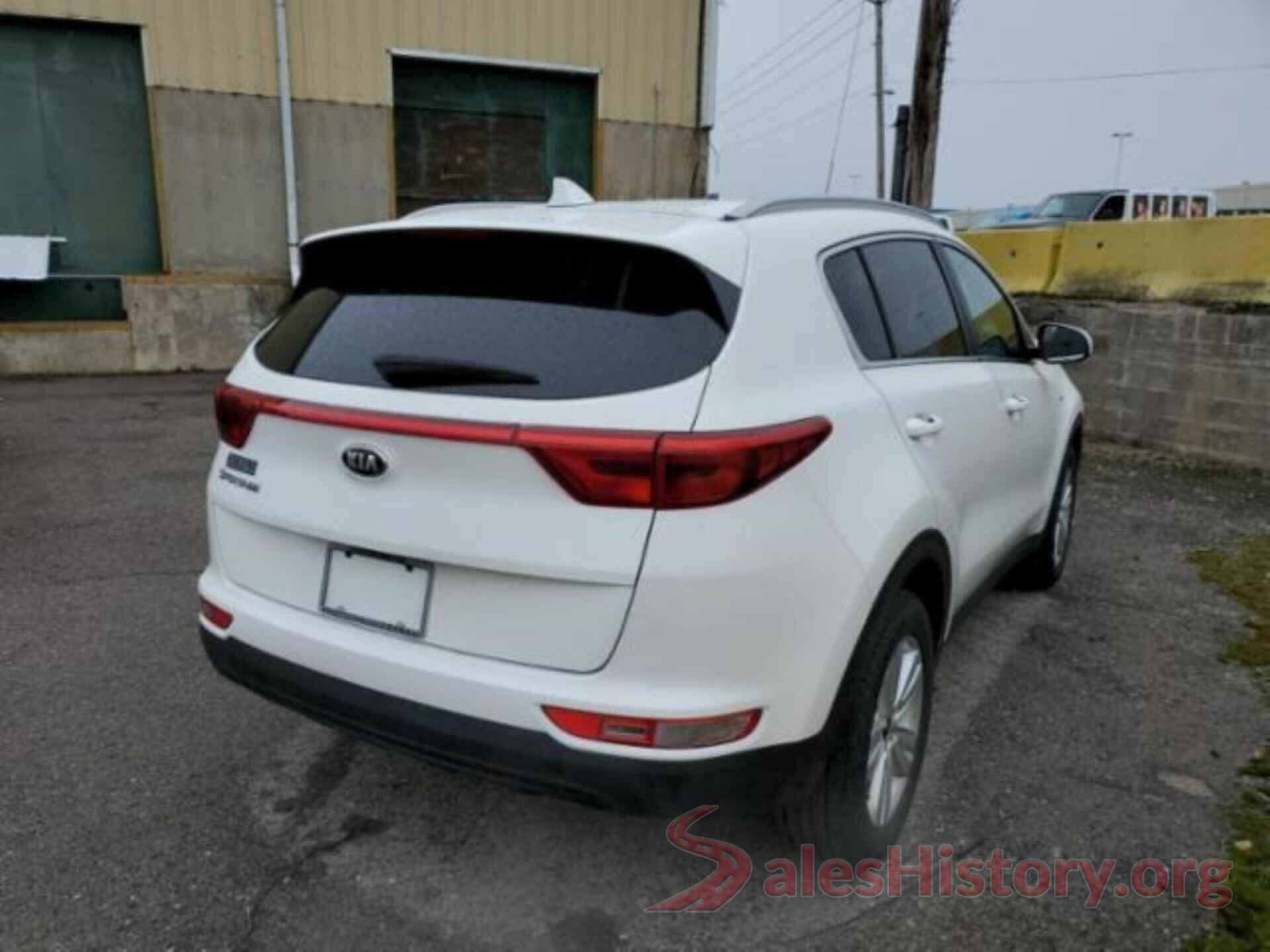 KNDPMCAC5J7354764 2018 KIA SPORTAGE