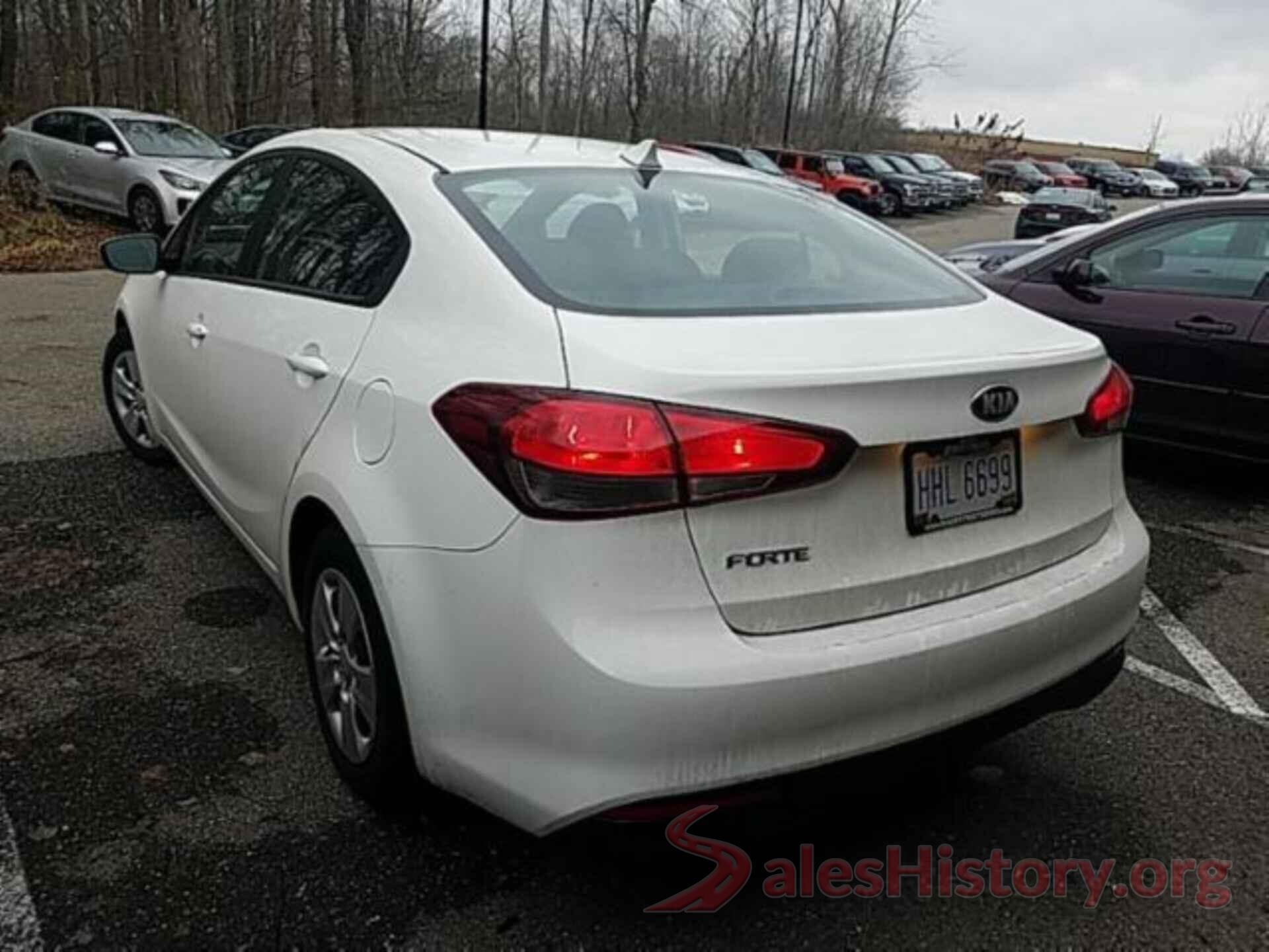 3KPFK4A75HE158814 2017 KIA FORTE