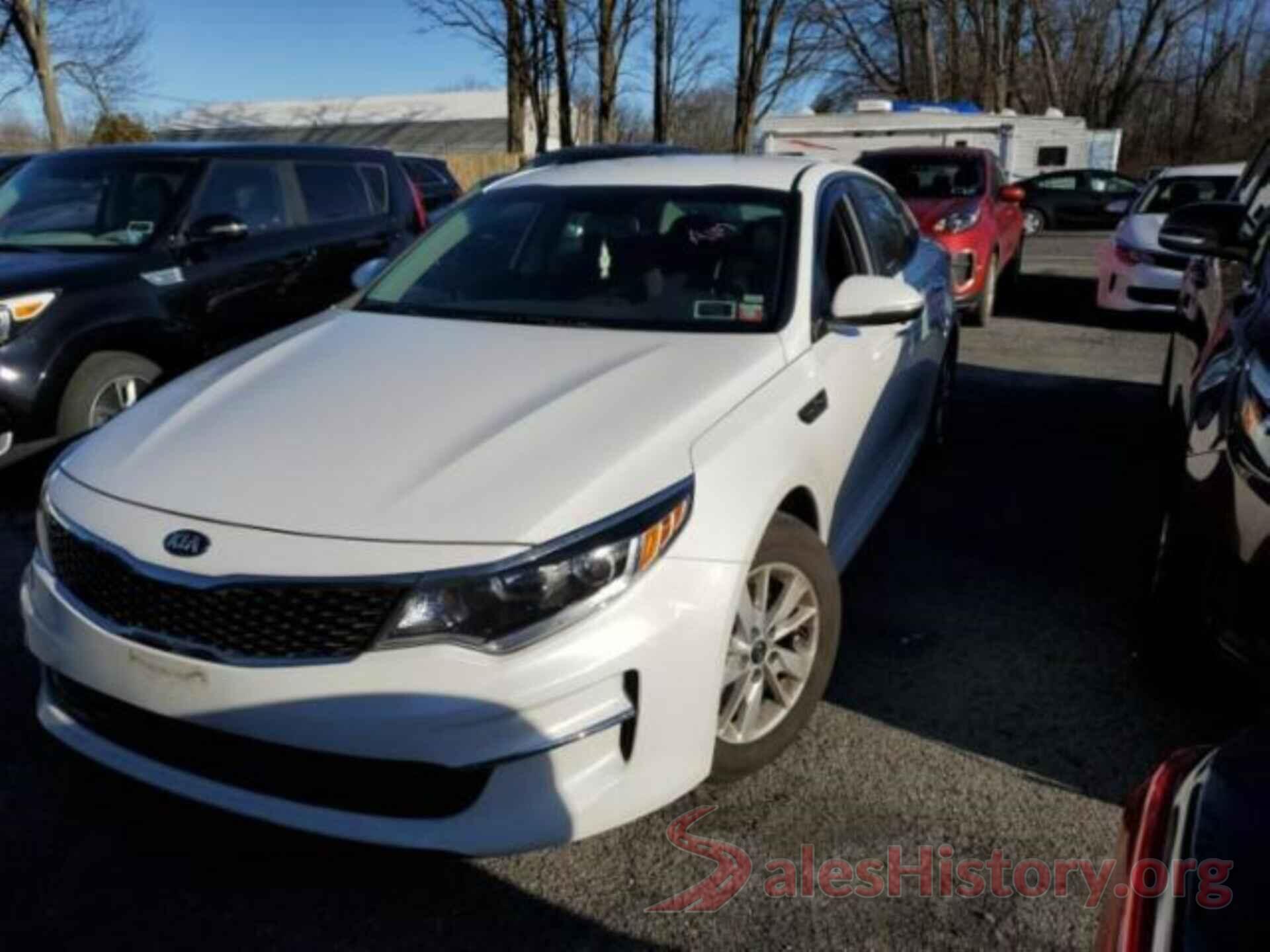 5XXGT4L30JG193477 2018 KIA OPTIMA