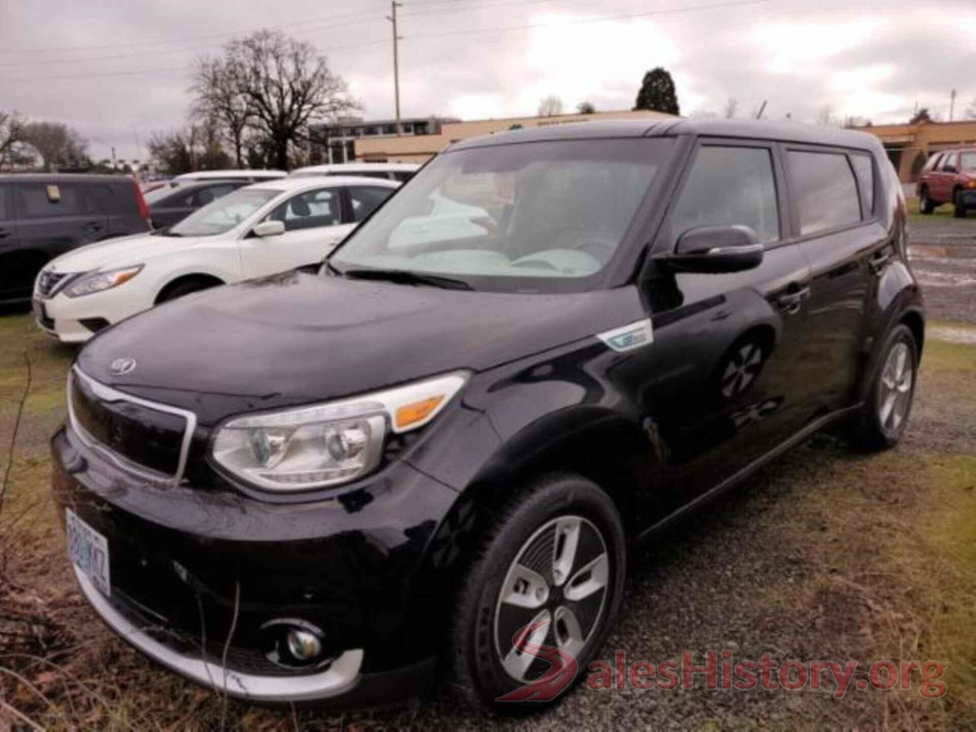 KNDJX3AE4H7019004 2017 KIA SOUL EV