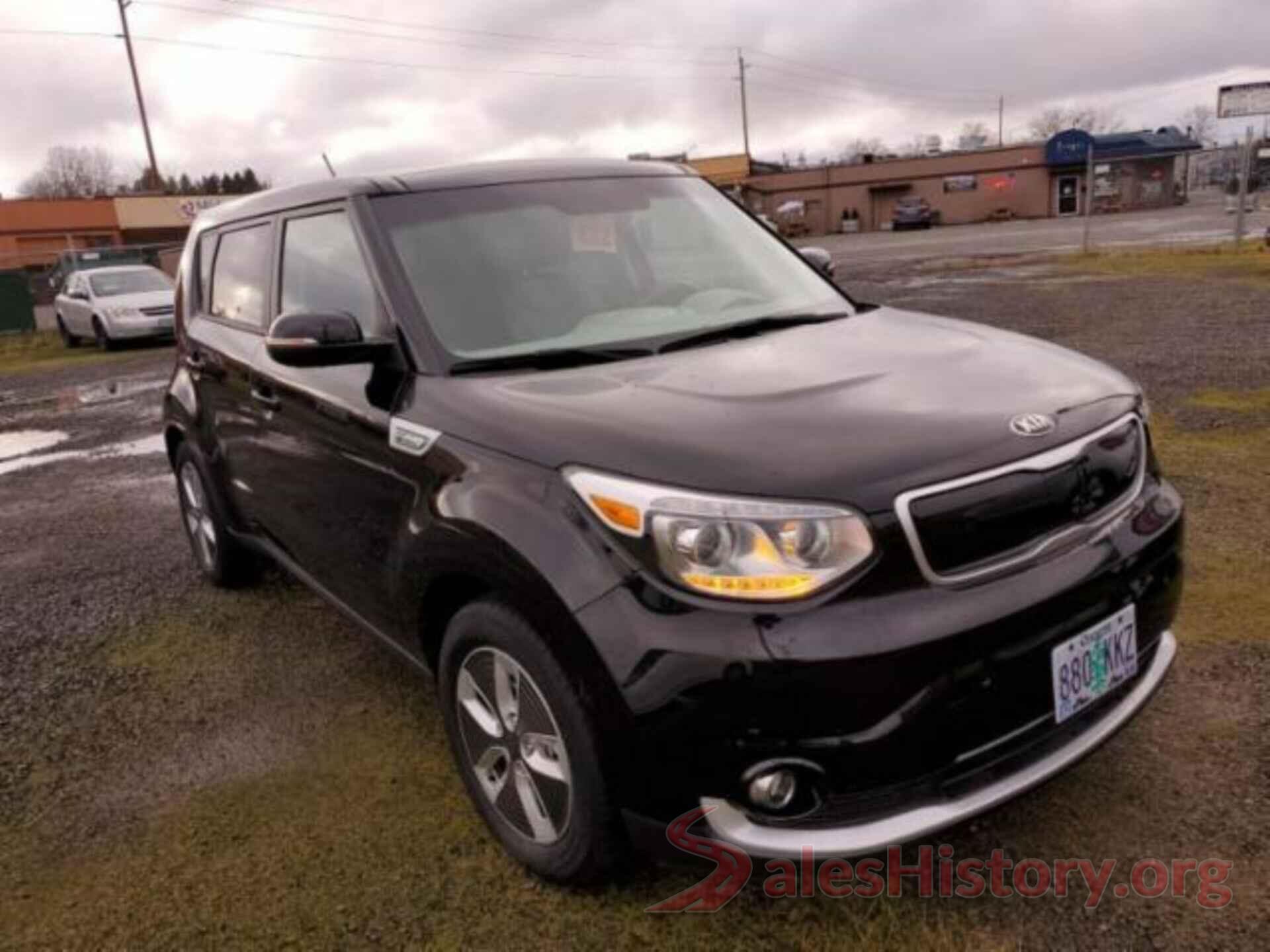 KNDJX3AE4H7019004 2017 KIA SOUL EV