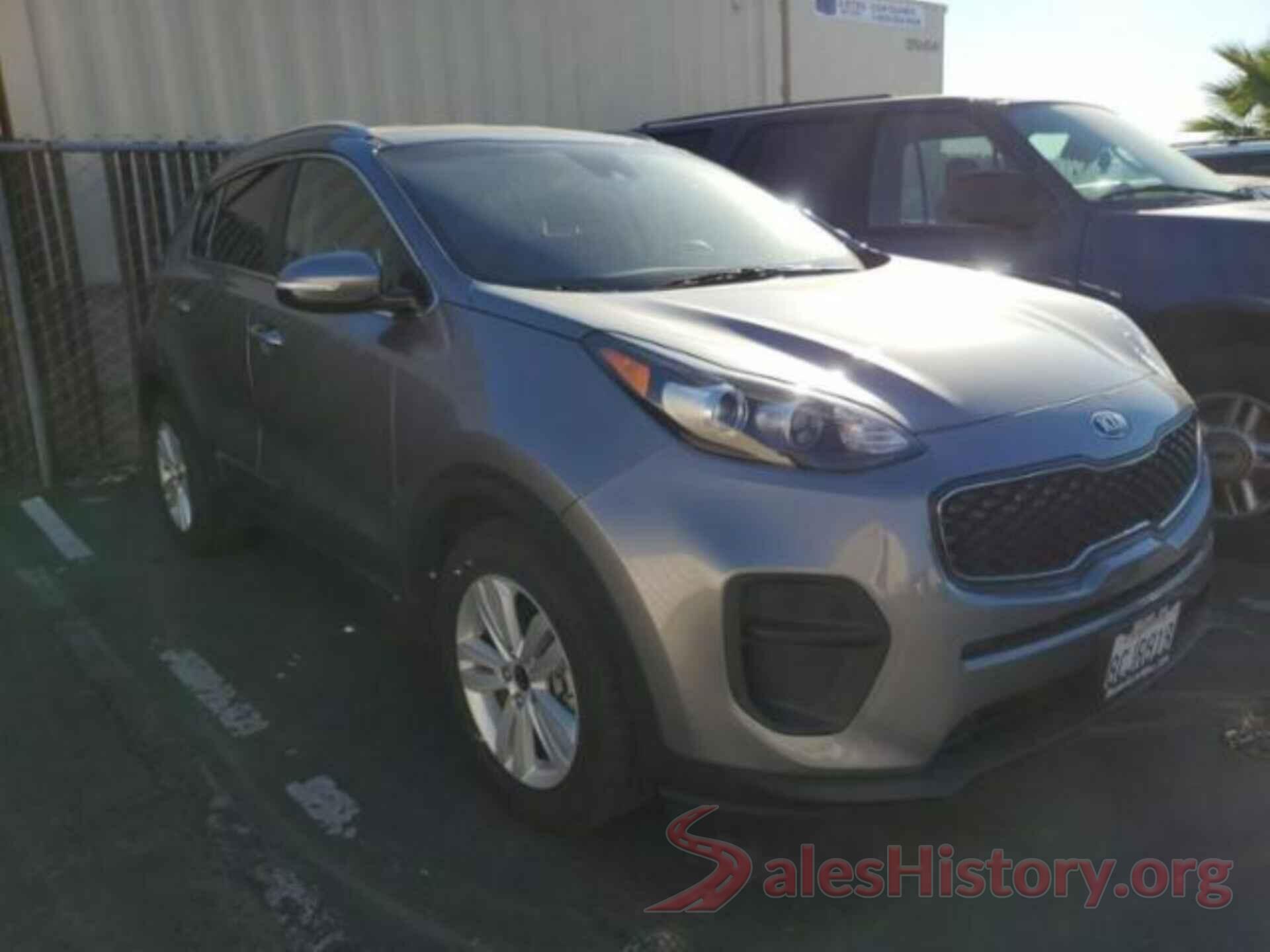 KNDPM3AC9J7354850 2018 KIA SPORTAGE