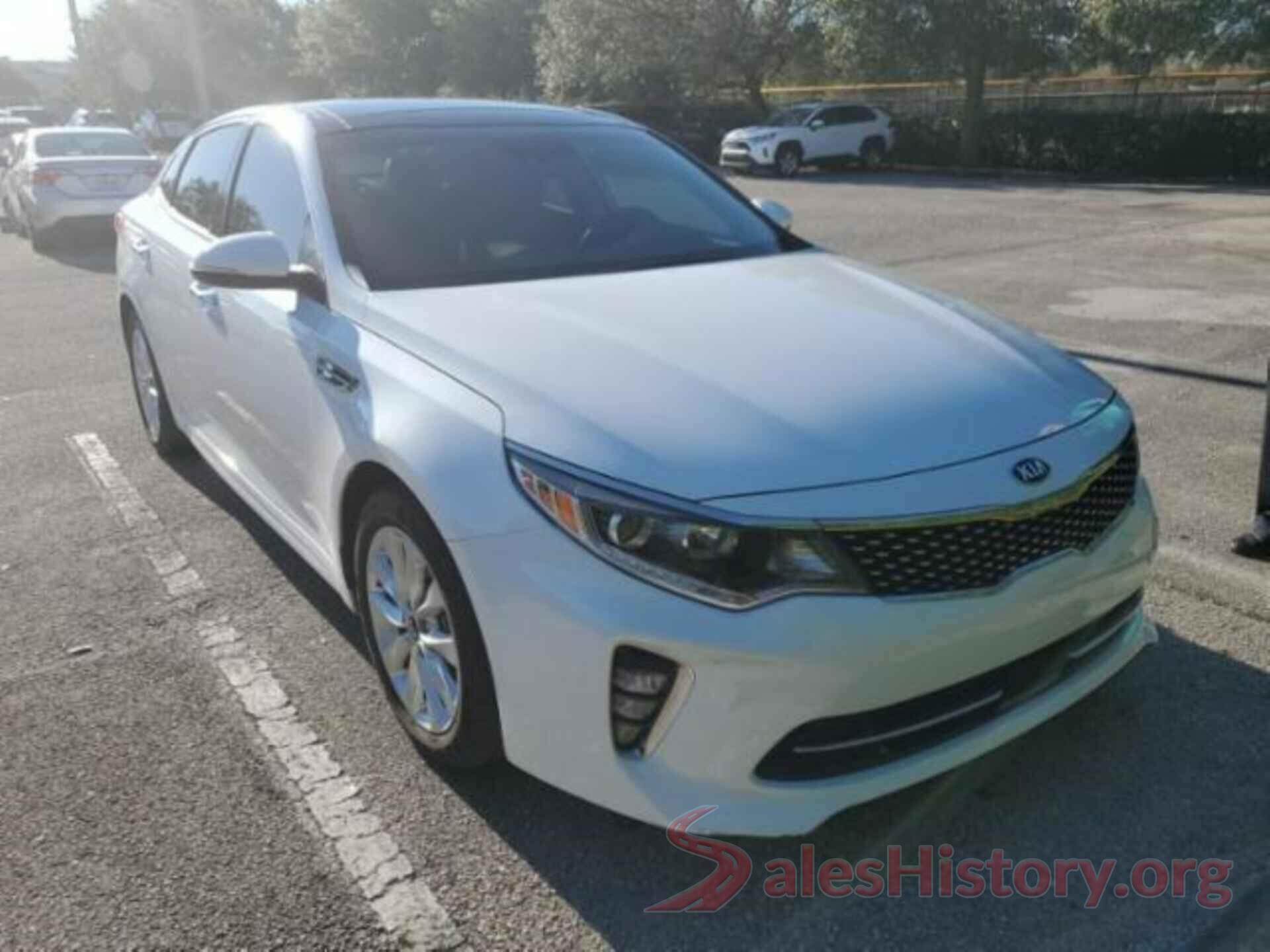 5XXGU4L38JG222270 2018 KIA OPTIMA