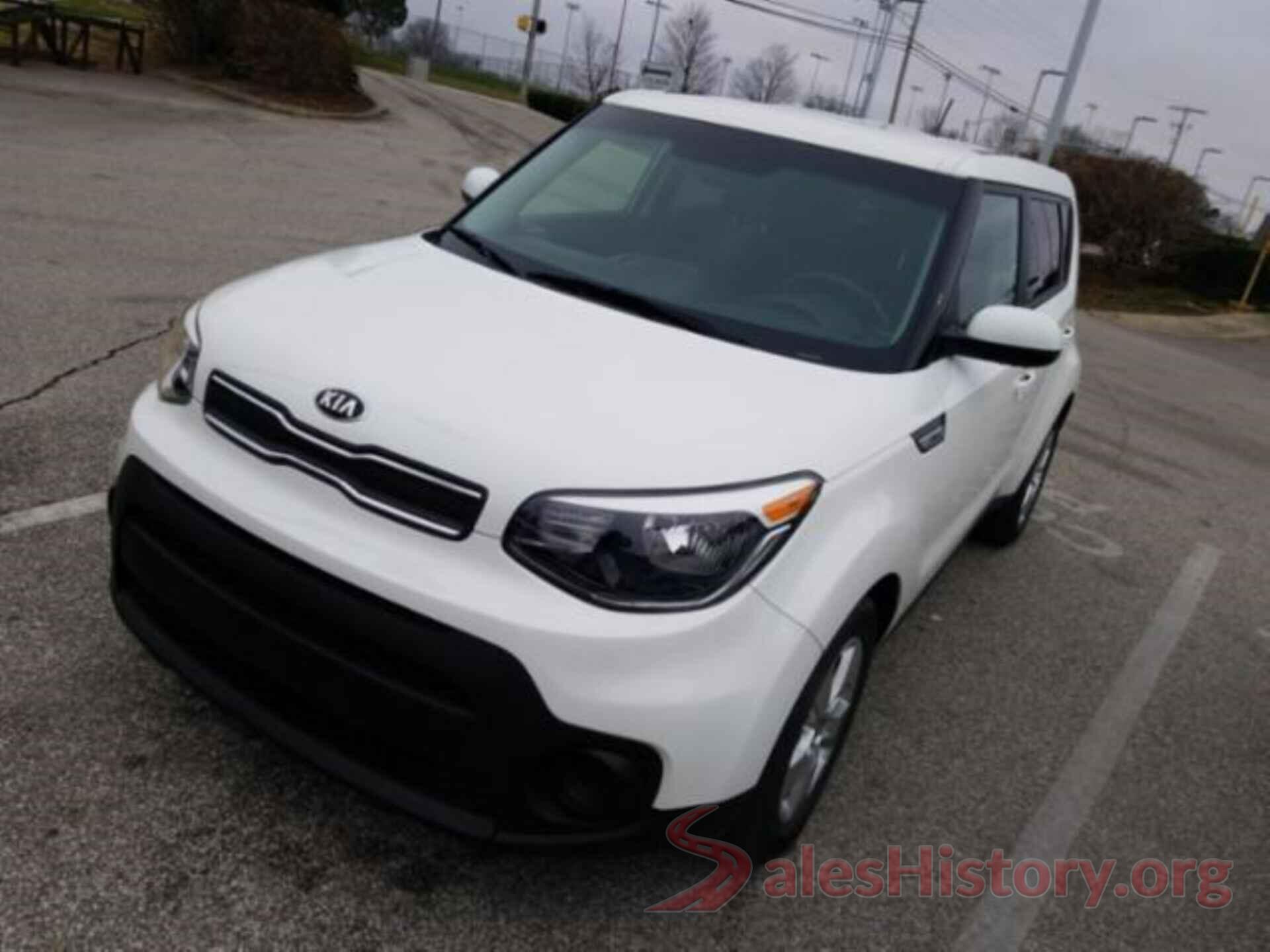 KNDJN2A22J7564355 2018 KIA SOUL