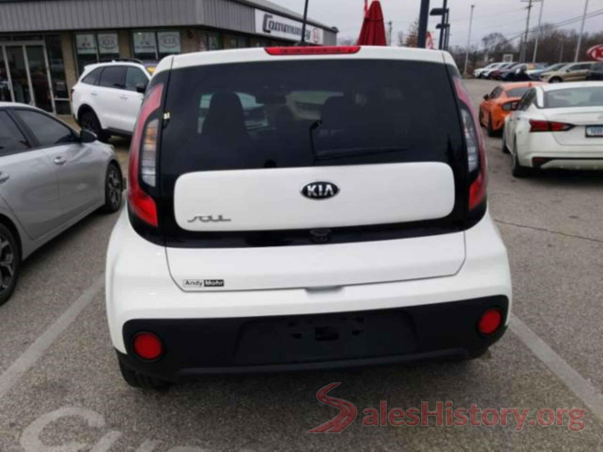 KNDJN2A22J7564355 2018 KIA SOUL