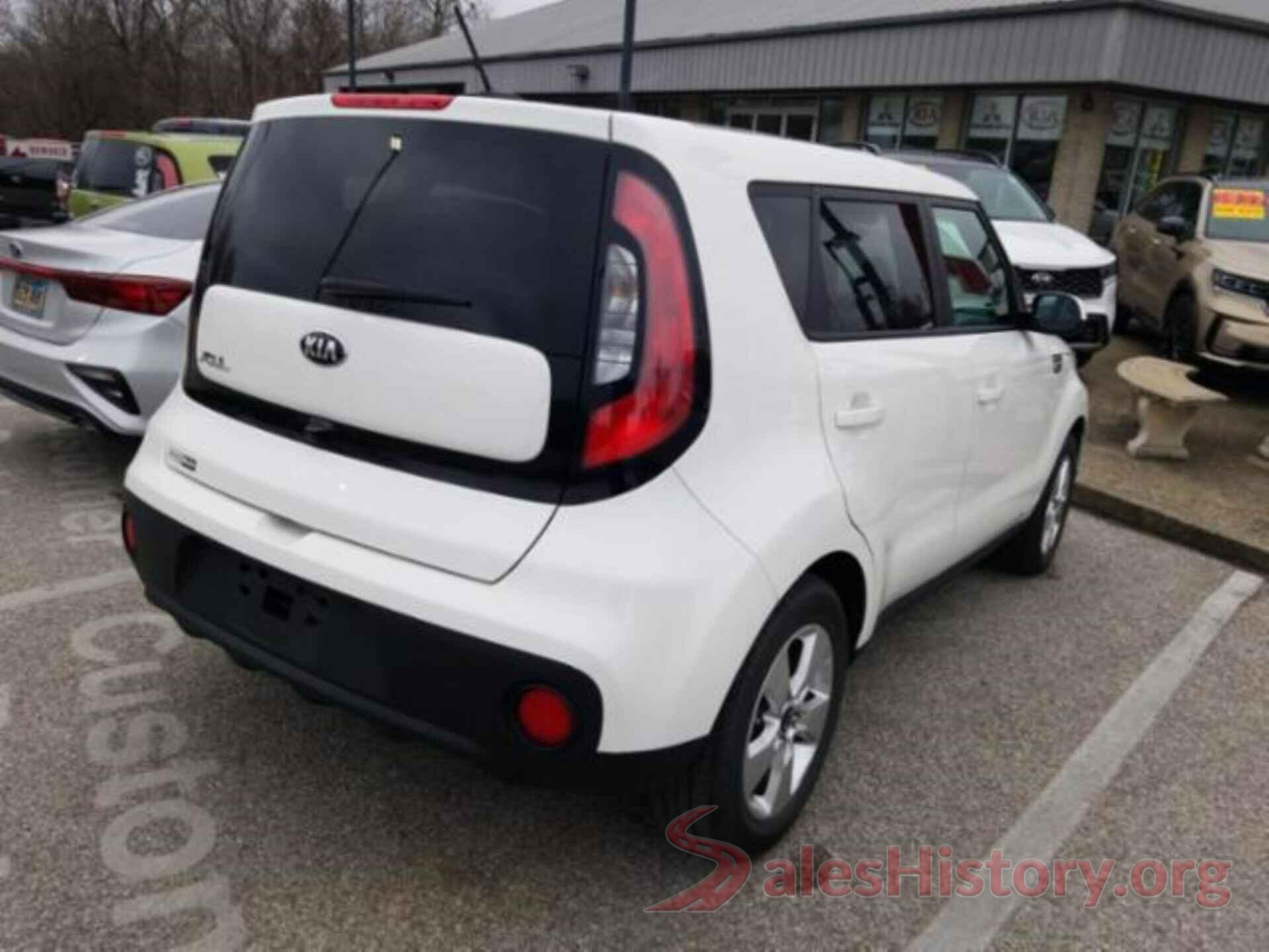 KNDJN2A22J7564355 2018 KIA SOUL