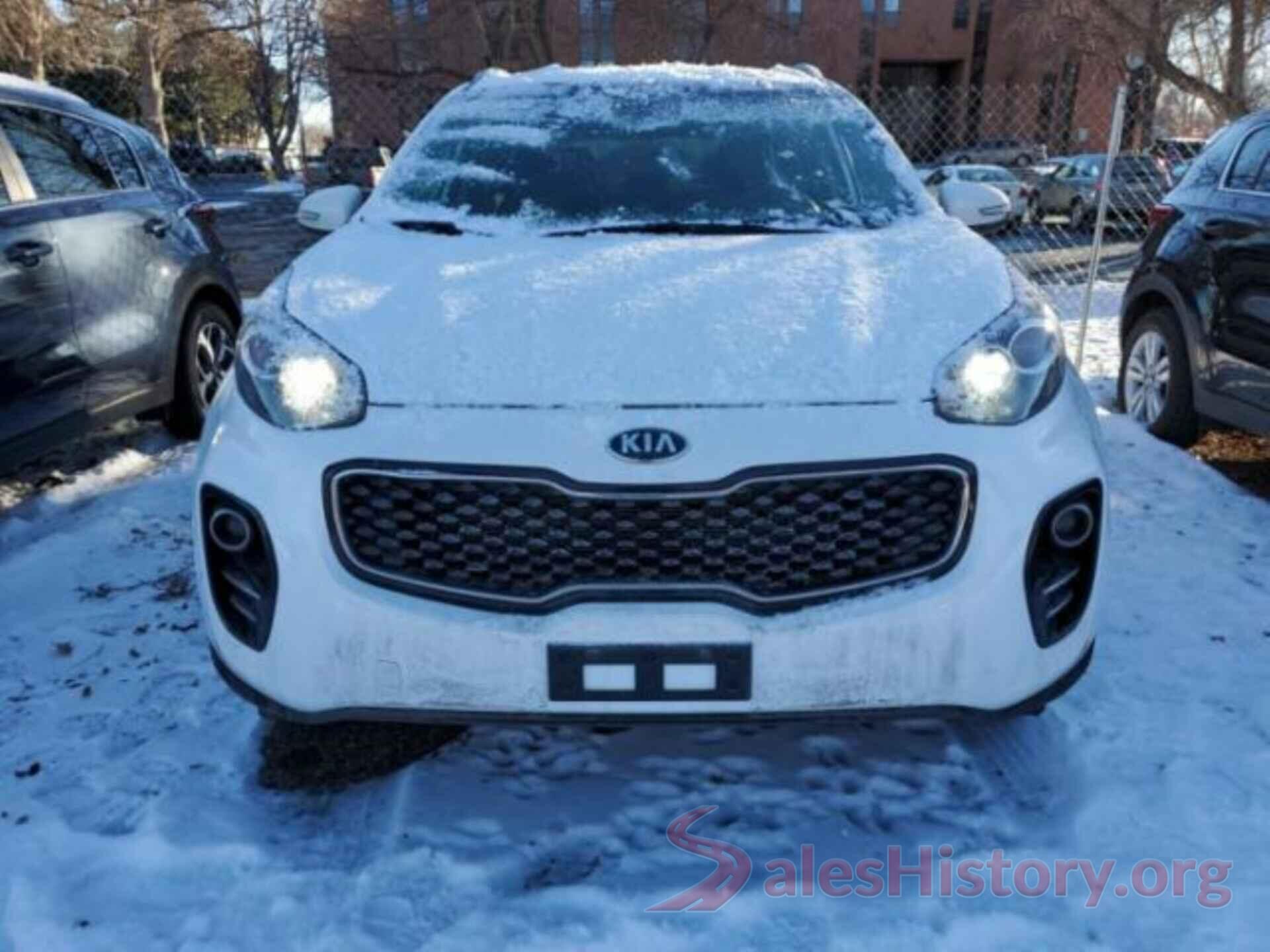 KNDPNCAC6J7417061 2018 KIA SPORTAGE