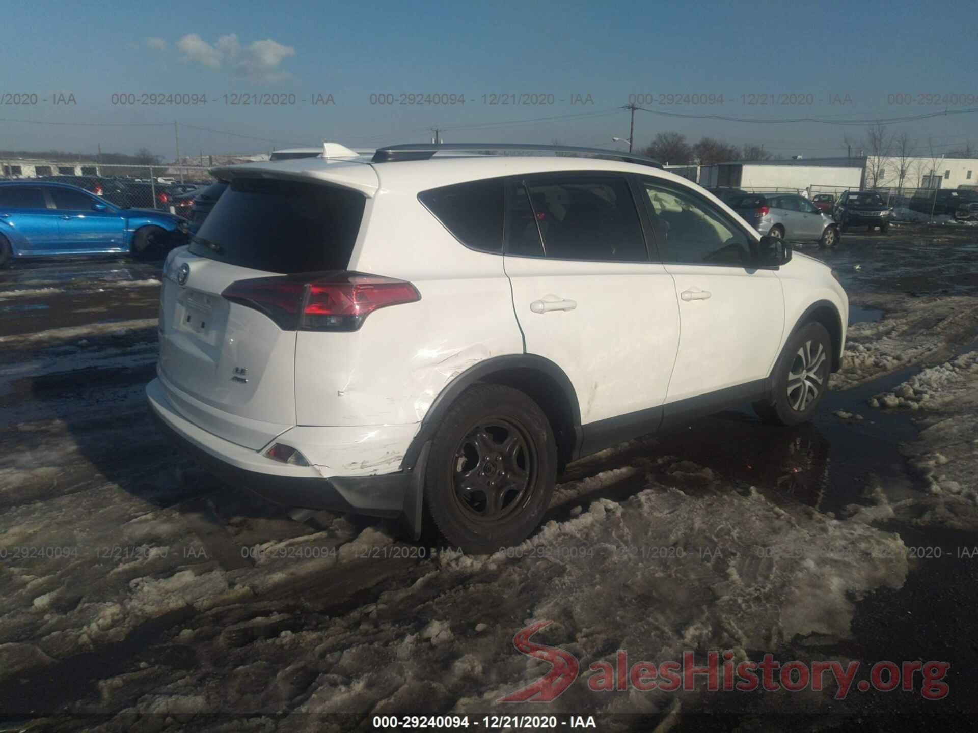 JTMBFREV5JJ175811 2018 TOYOTA RAV4