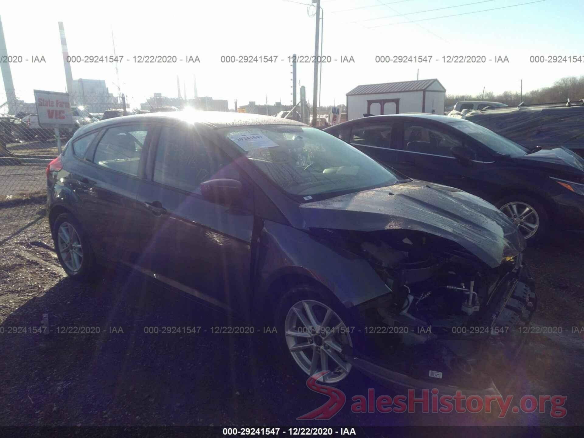 1FADP3K2XJL330358 2018 FORD FOCUS