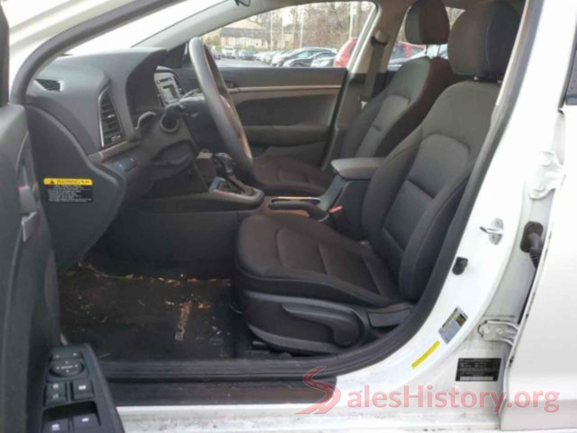 5NPD74LF1JH269066 2018 HYUNDAI ELANTRA