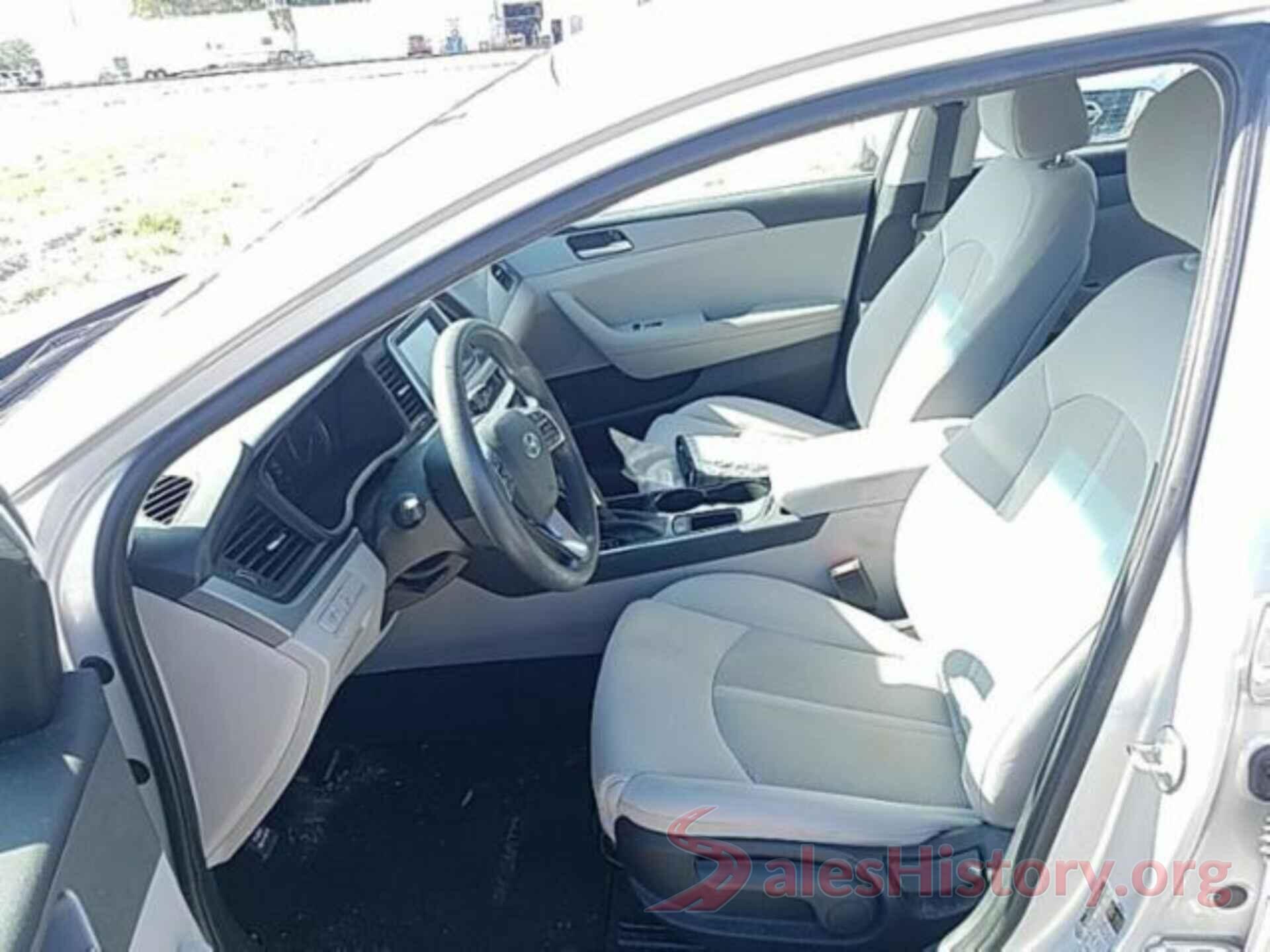 5NPE24AF0JH672462 2018 HYUNDAI SONATA