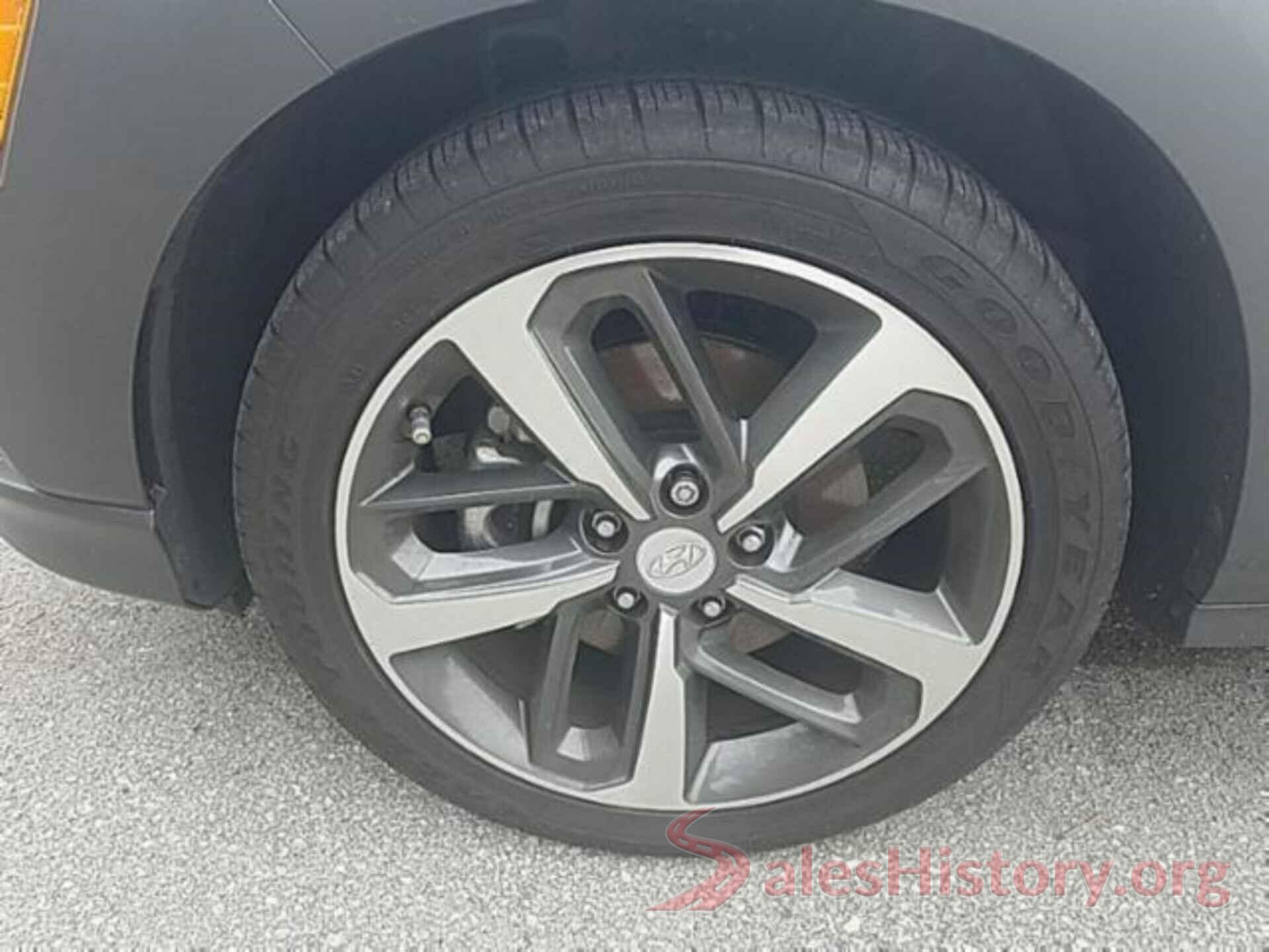 KM8K53A57LU558748 2020 HYUNDAI KONA