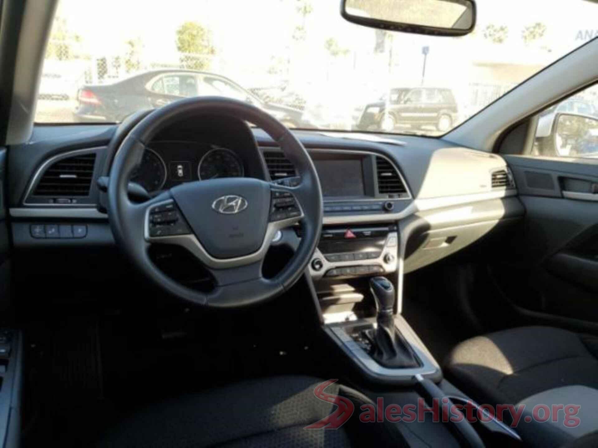 5NPD84LF3JH252251 2018 HYUNDAI ELANTRA