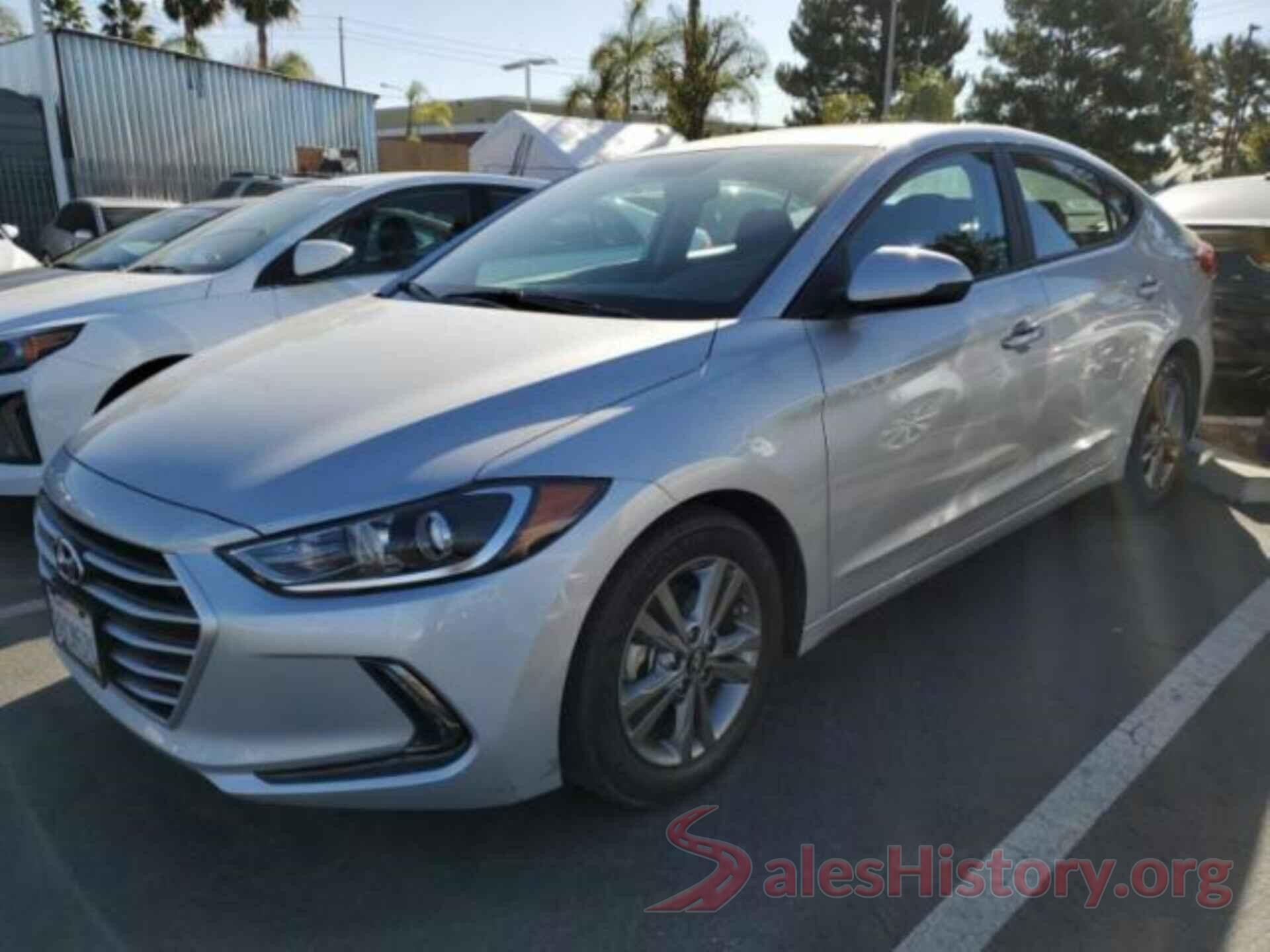 5NPD84LF3JH252251 2018 HYUNDAI ELANTRA