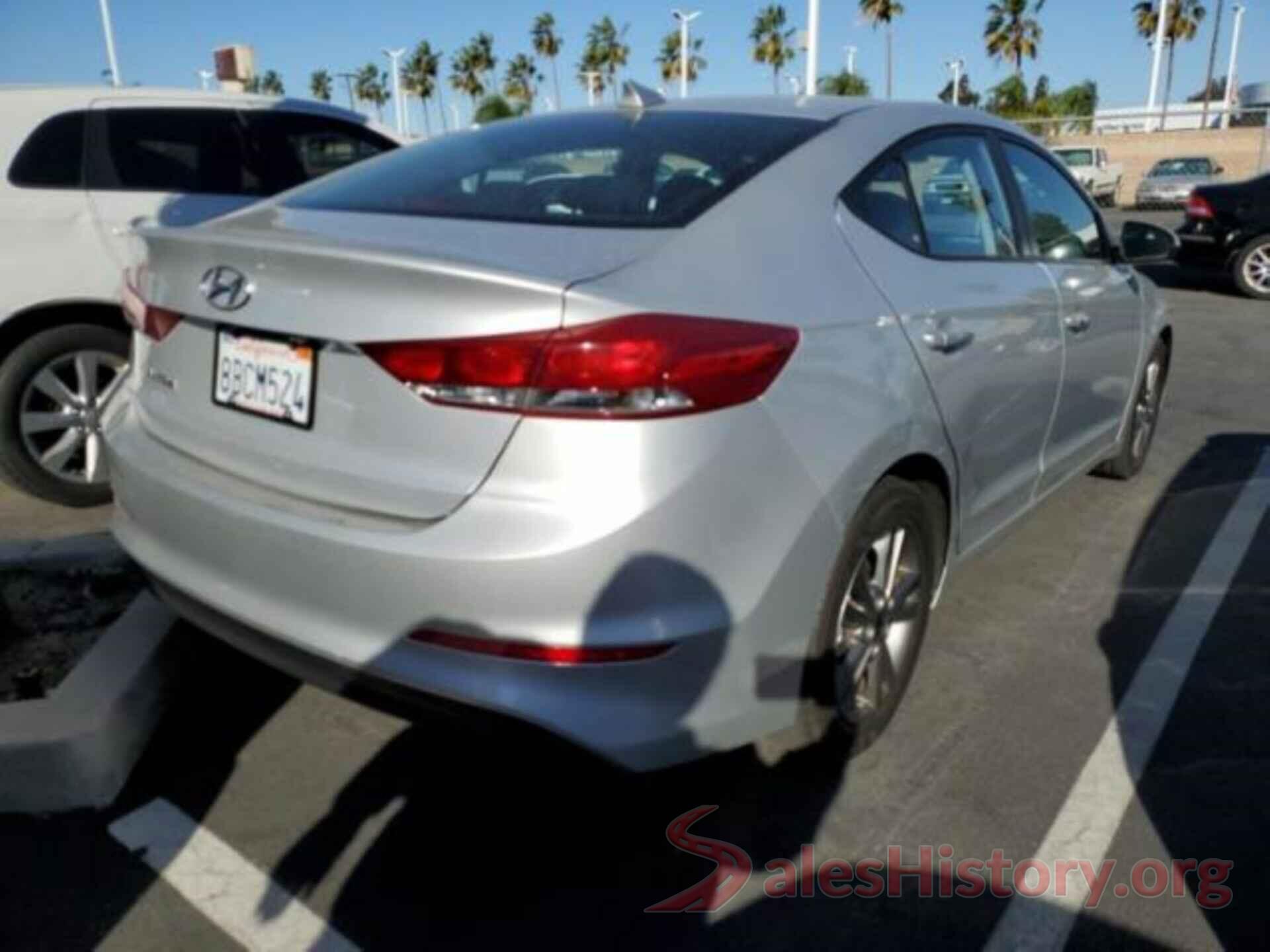 5NPD84LF3JH252251 2018 HYUNDAI ELANTRA