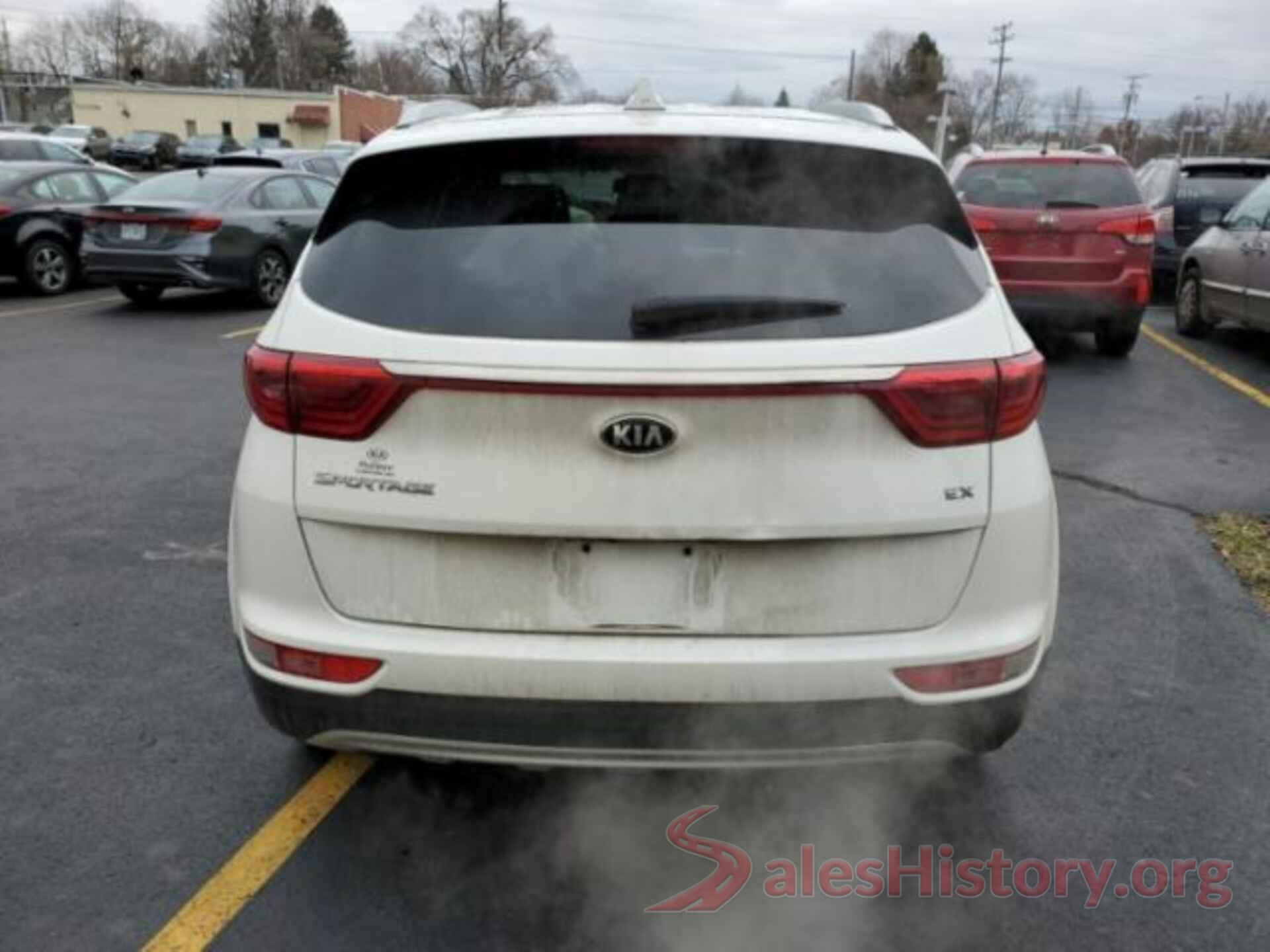 KNDPNCAC8J7472921 2018 KIA SPORTAGE