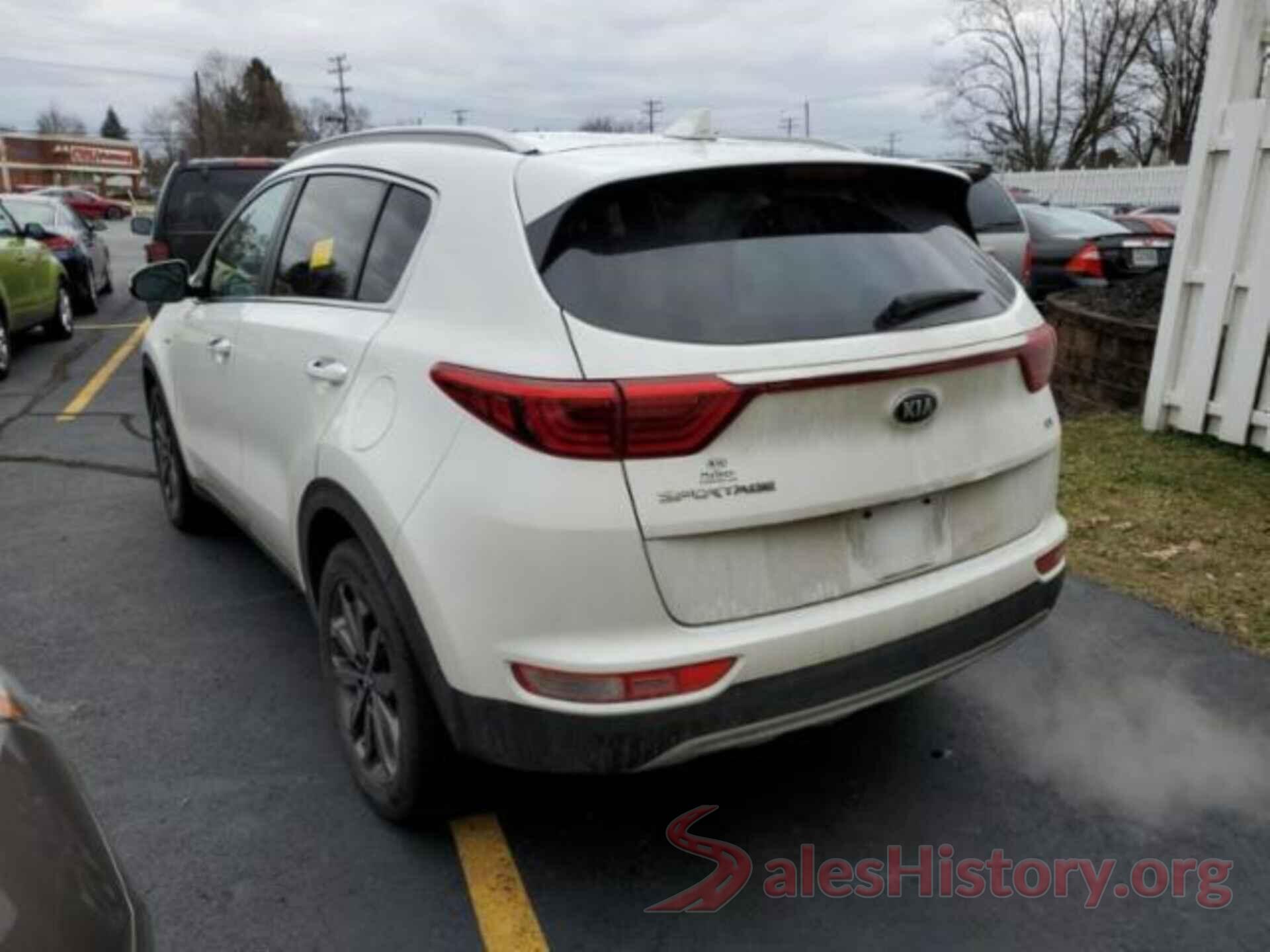 KNDPNCAC8J7472921 2018 KIA SPORTAGE