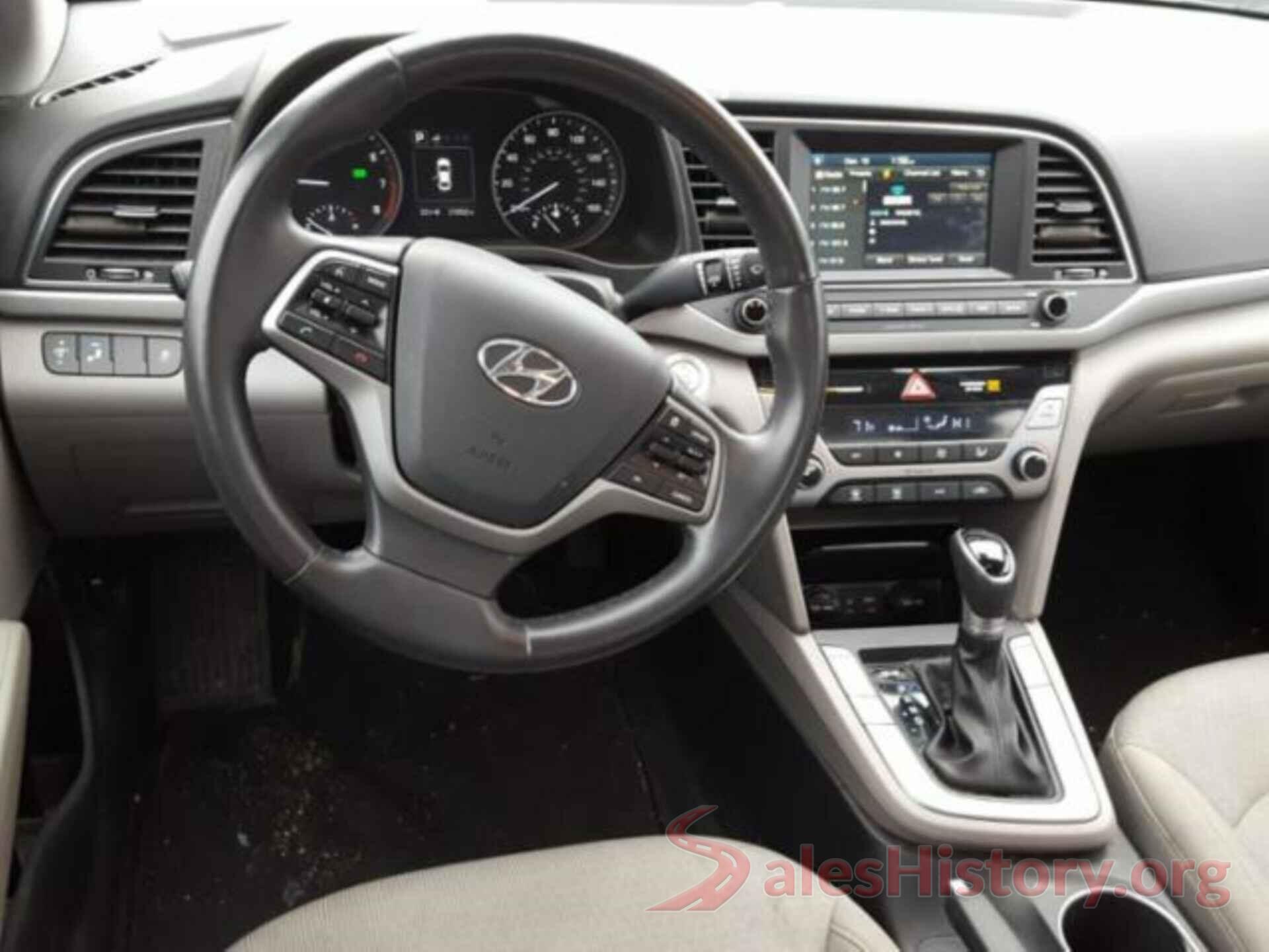 5NPD84LF1JH263202 2018 HYUNDAI ELANTRA