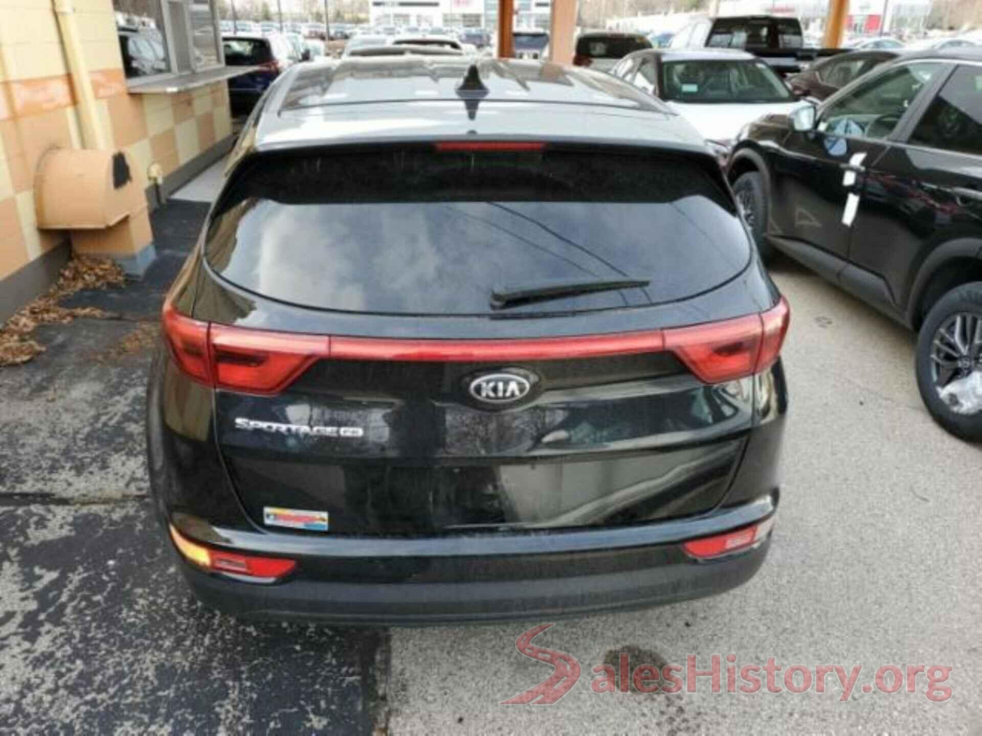 KNDPM3AC5J7400366 2018 KIA SPORTAGE