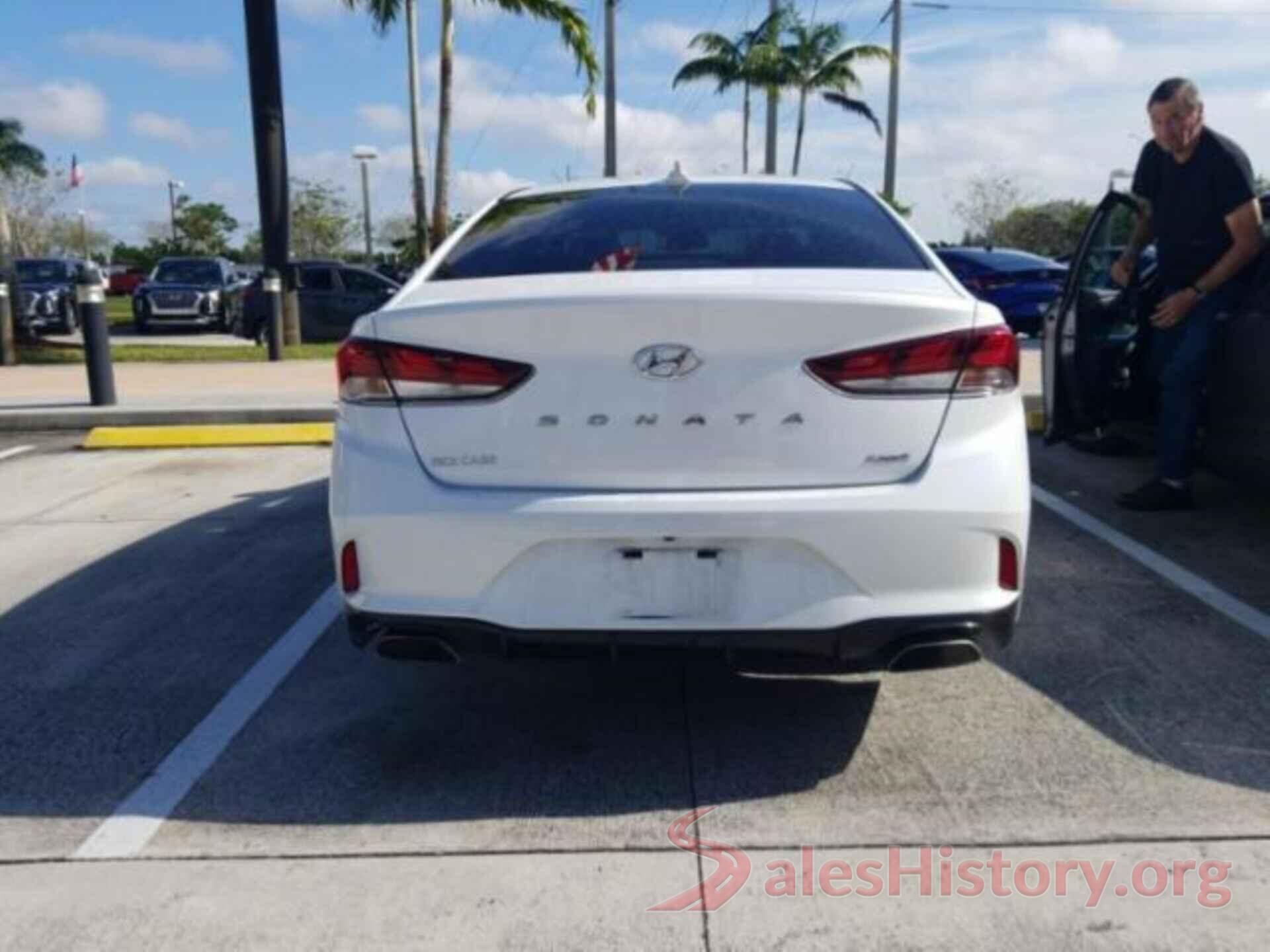 5NPE34AFXJH674734 2018 HYUNDAI SONATA