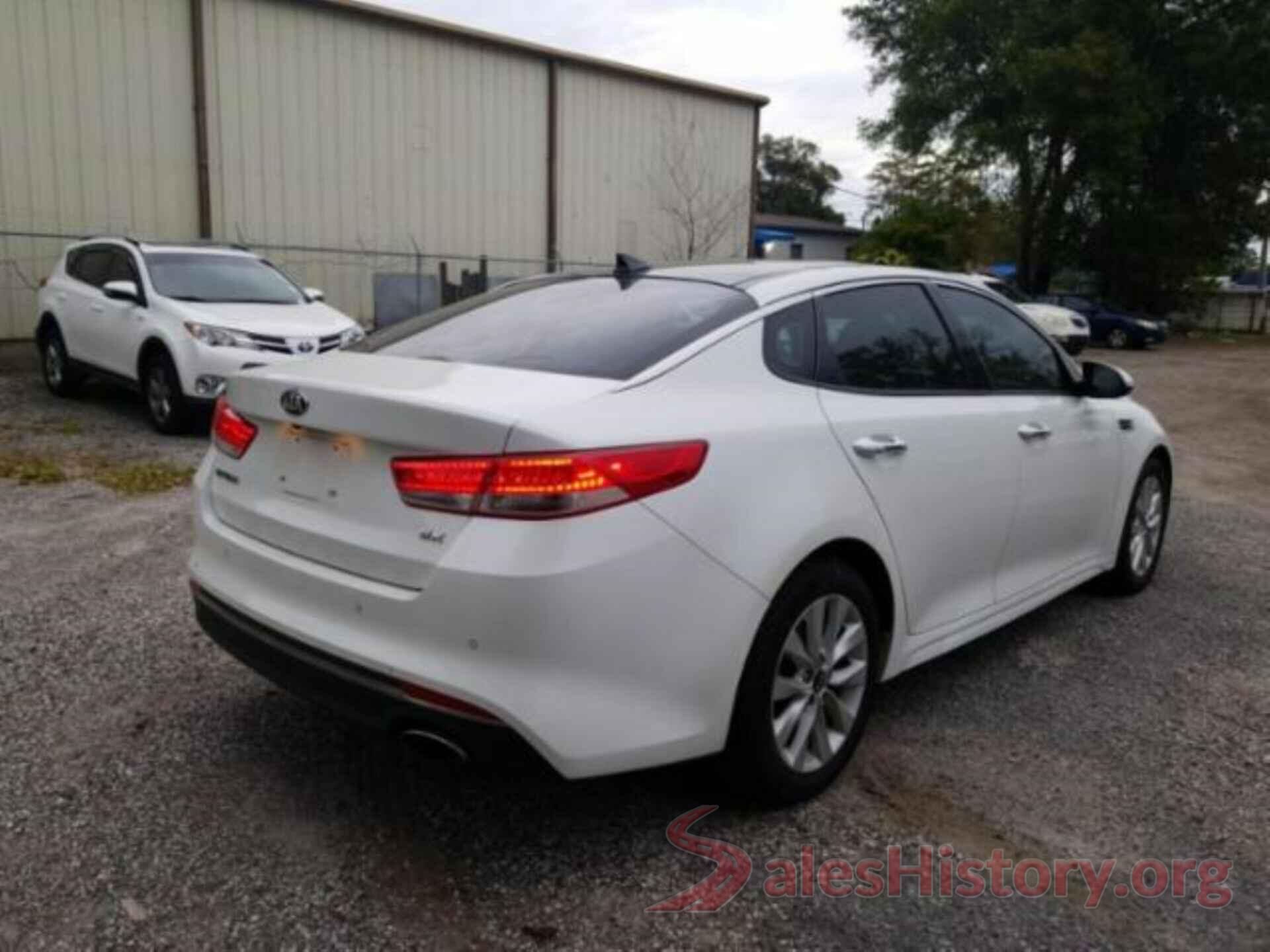 5XXGU4L35JG206415 2018 KIA OPTIMA