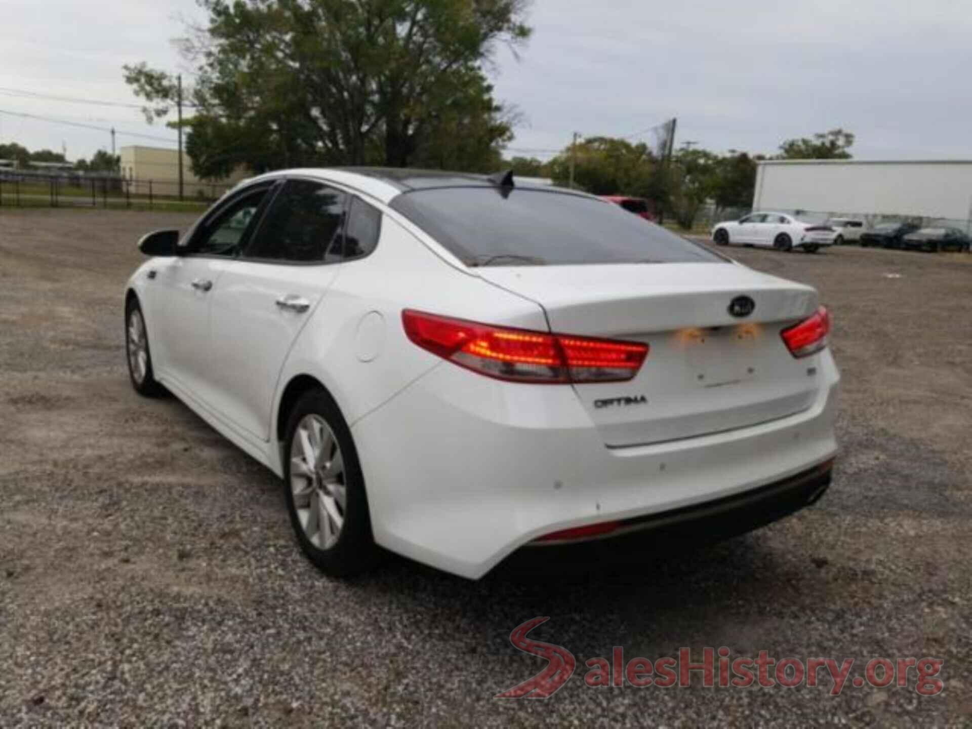 5XXGU4L35JG206415 2018 KIA OPTIMA