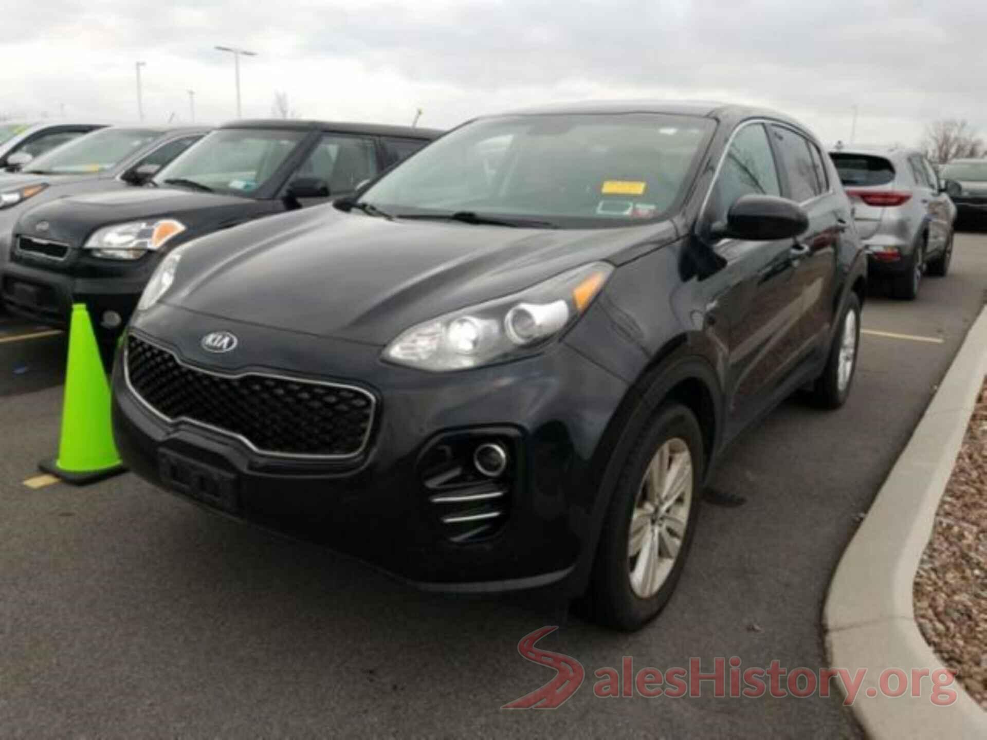 KNDPMCAC1J7396963 2018 KIA SPORTAGE