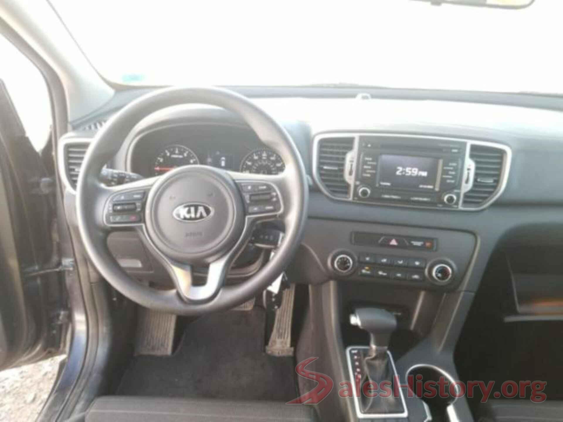 KNDPMCAC8J7390996 2018 KIA SPORTAGE