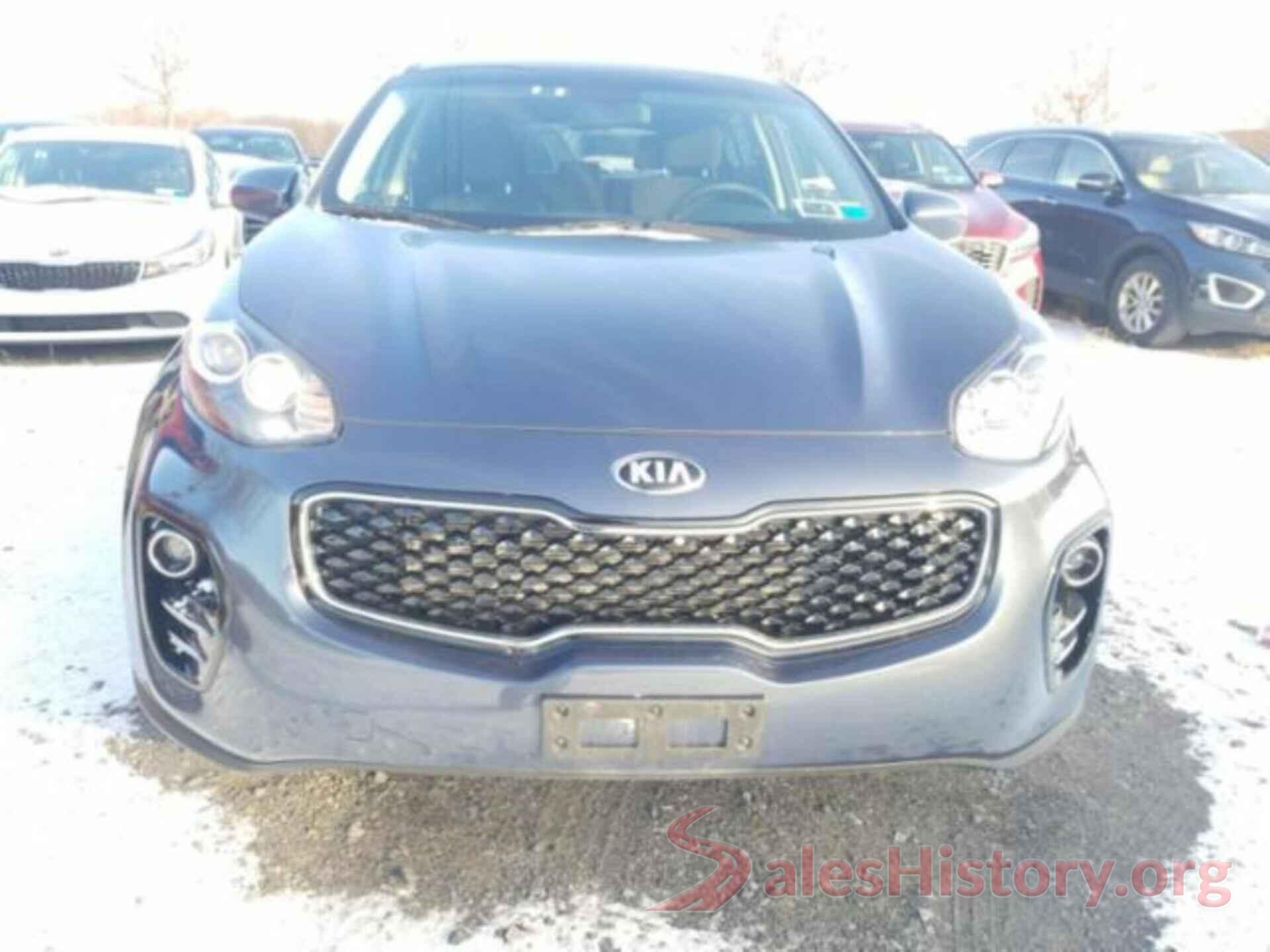 KNDPMCAC8J7390996 2018 KIA SPORTAGE