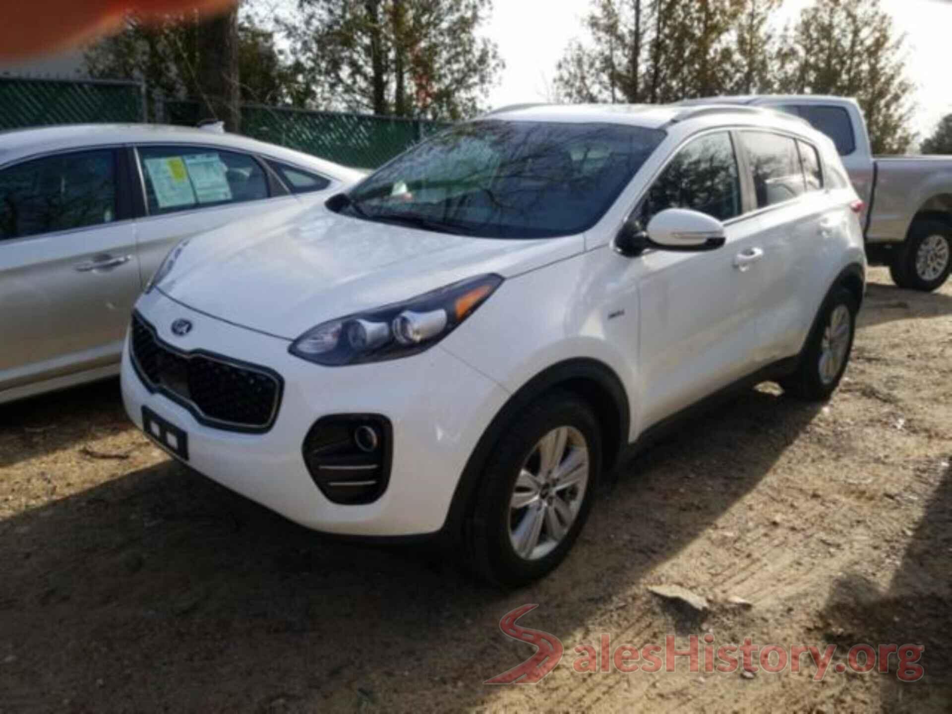 KNDPMCAC9J7402430 2018 KIA SPORTAGE