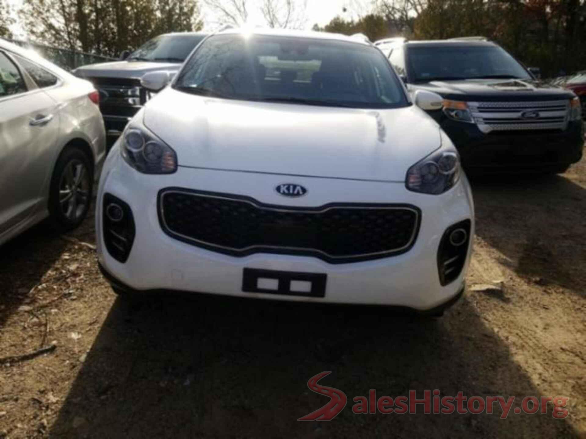 KNDPMCAC9J7402430 2018 KIA SPORTAGE