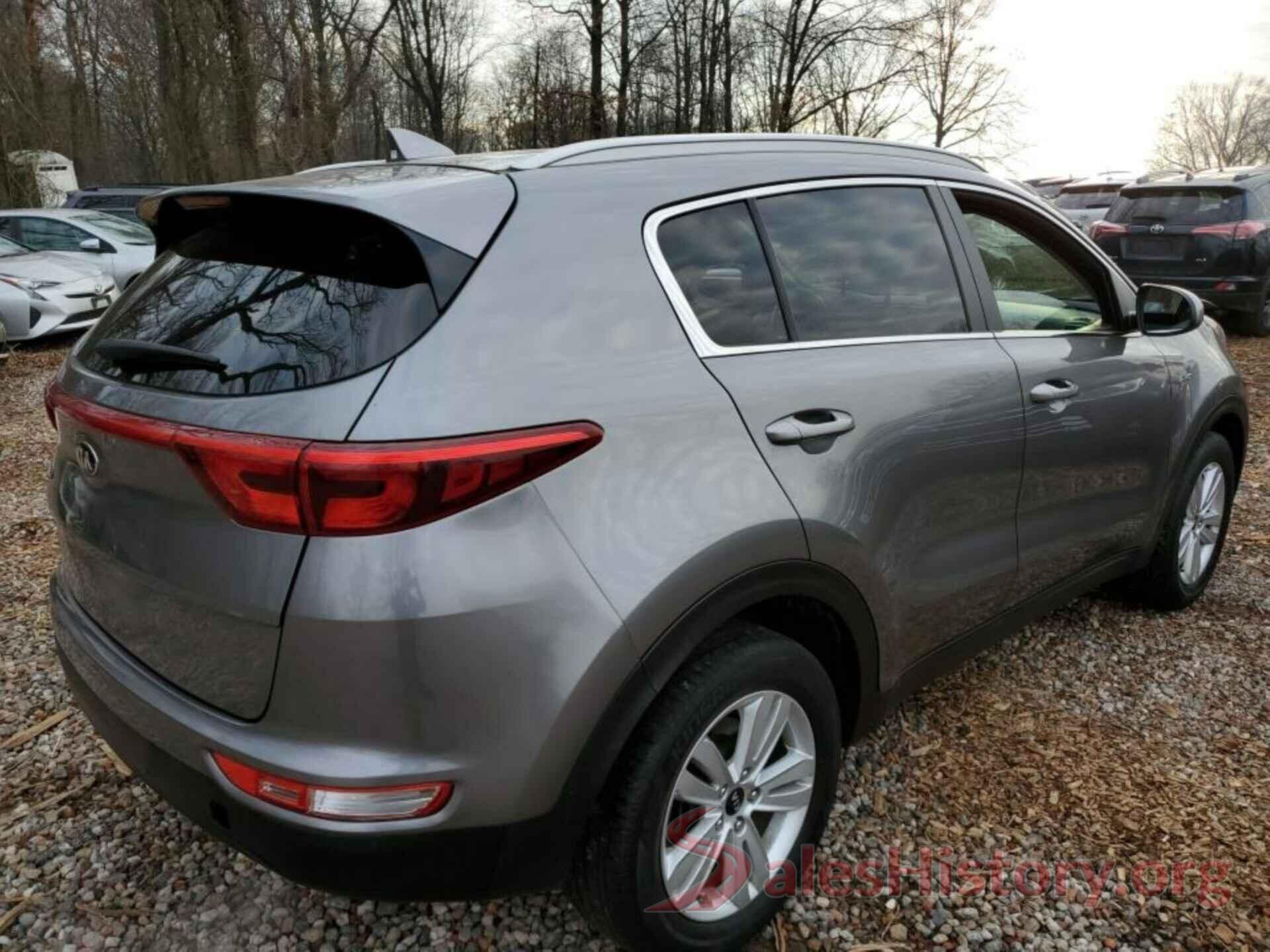 KNDPMCAC1H7265932 2017 KIA SPORTAGE