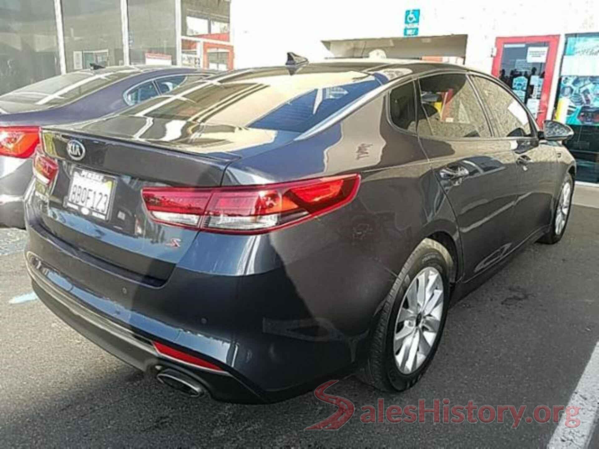 5XXGT4L36JG205521 2018 KIA OPTIMA