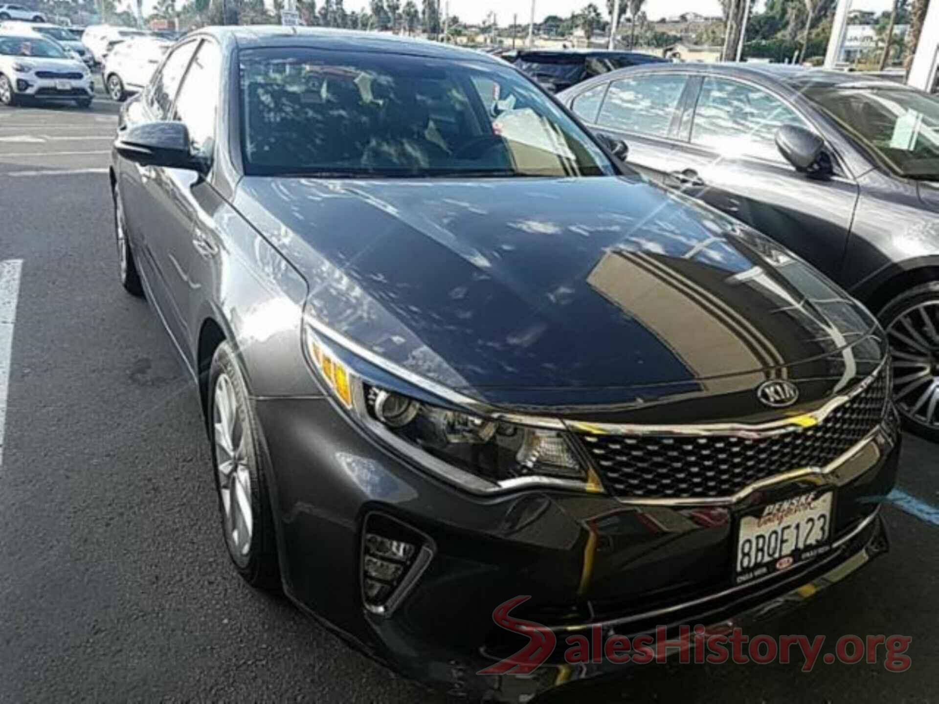 5XXGT4L36JG205521 2018 KIA OPTIMA