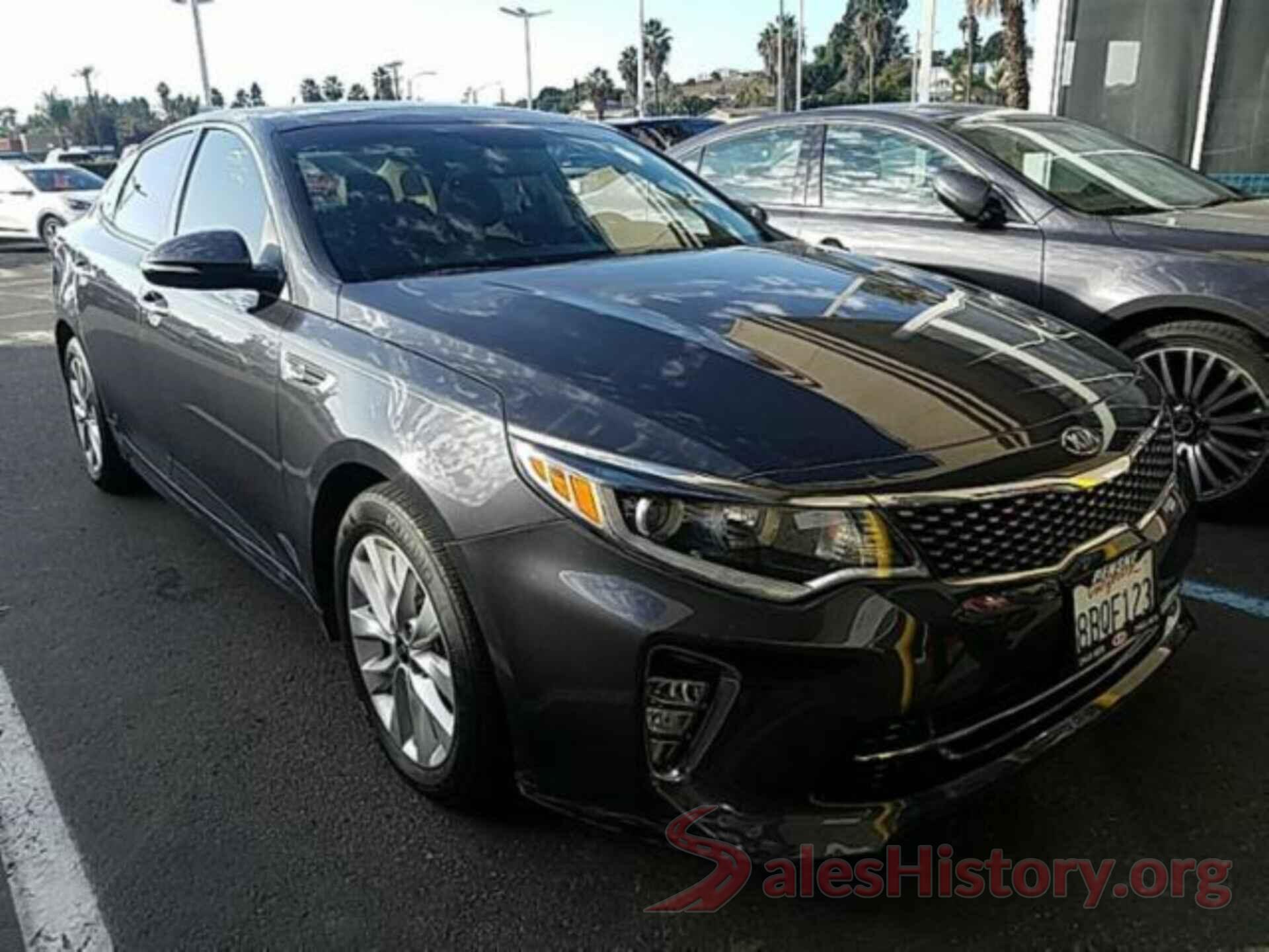 5XXGT4L36JG205521 2018 KIA OPTIMA