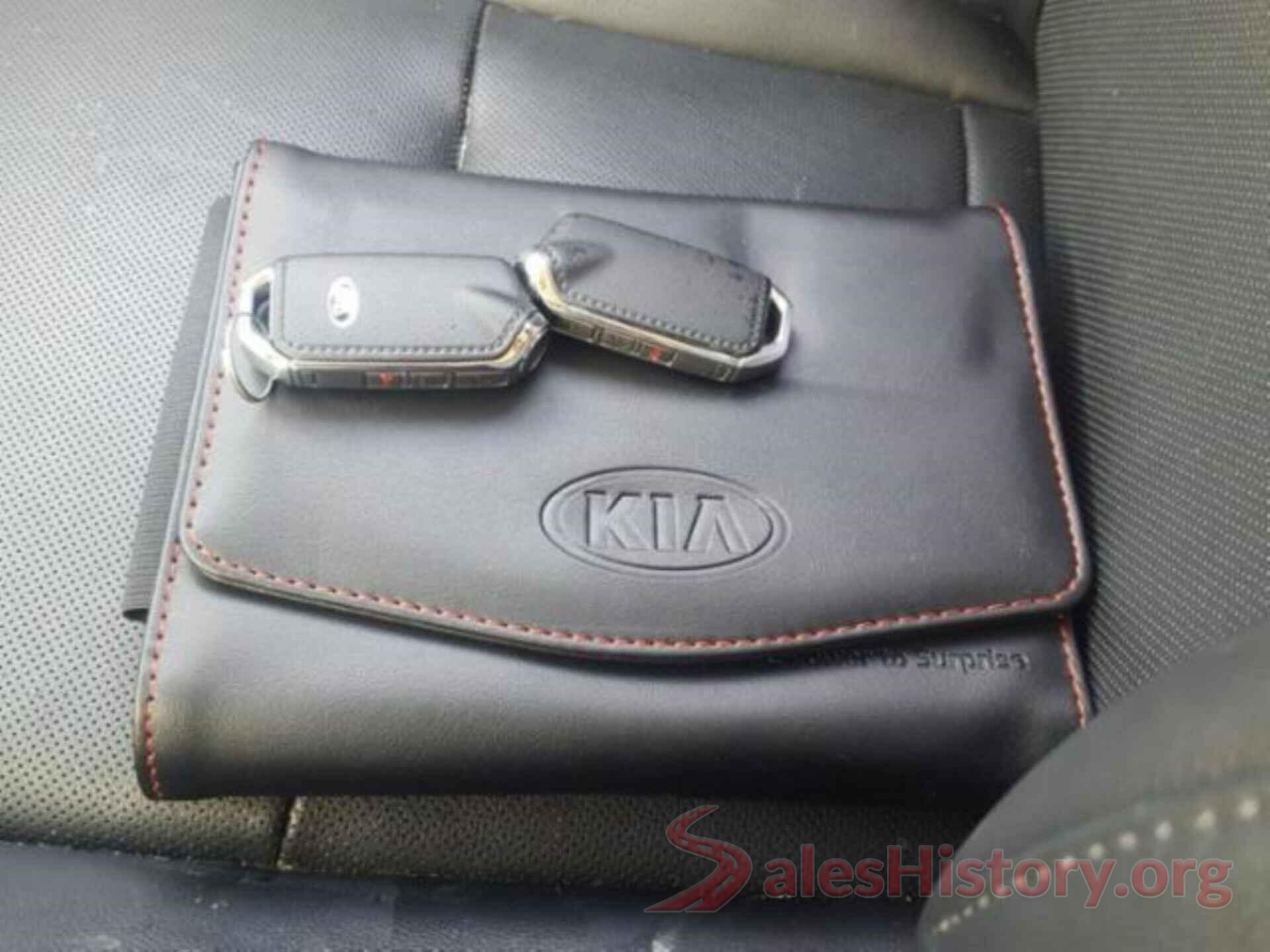 KNAE15LA8J6013501 2018 KIA STINGER