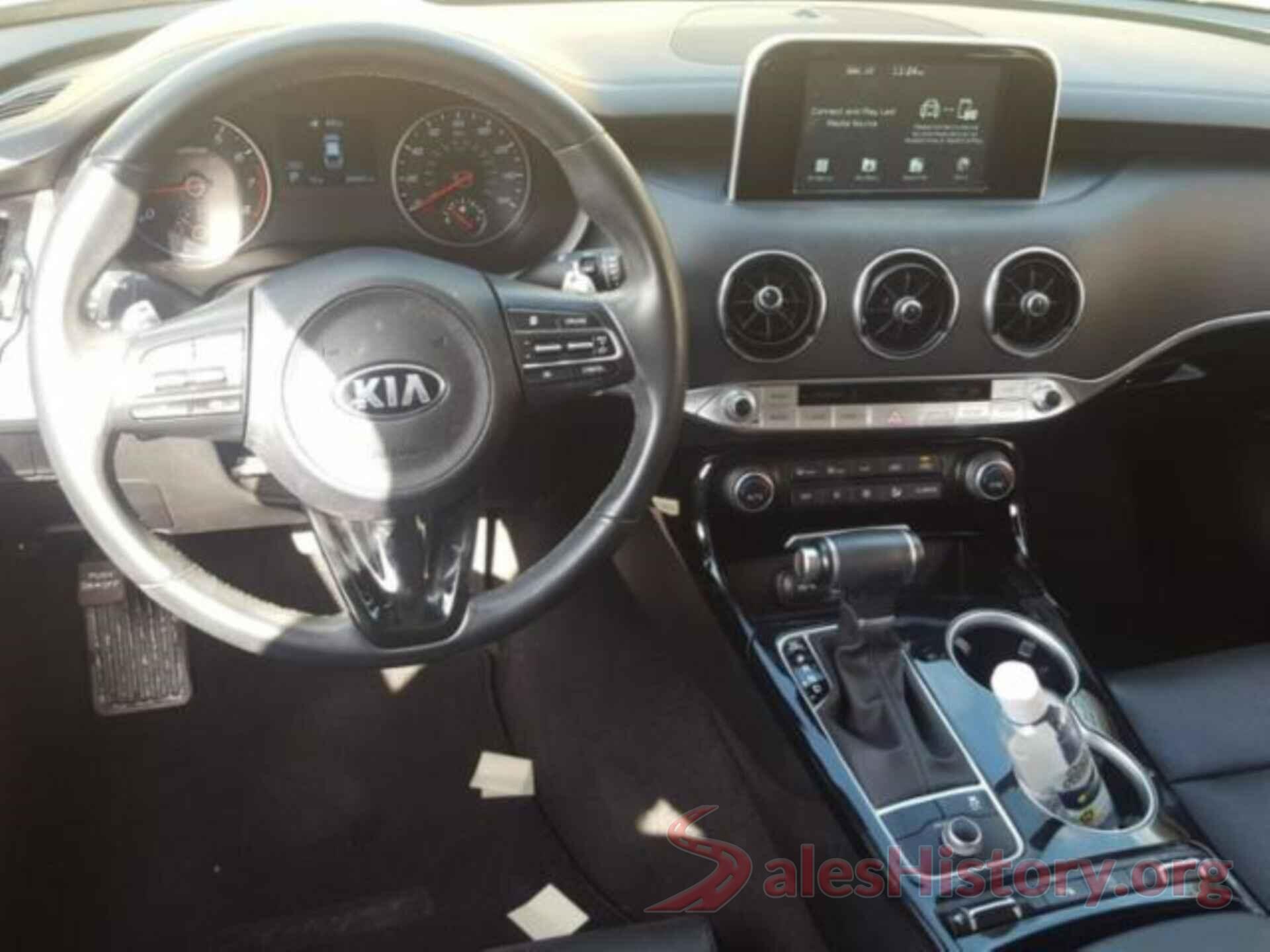 KNAE15LA8J6013501 2018 KIA STINGER