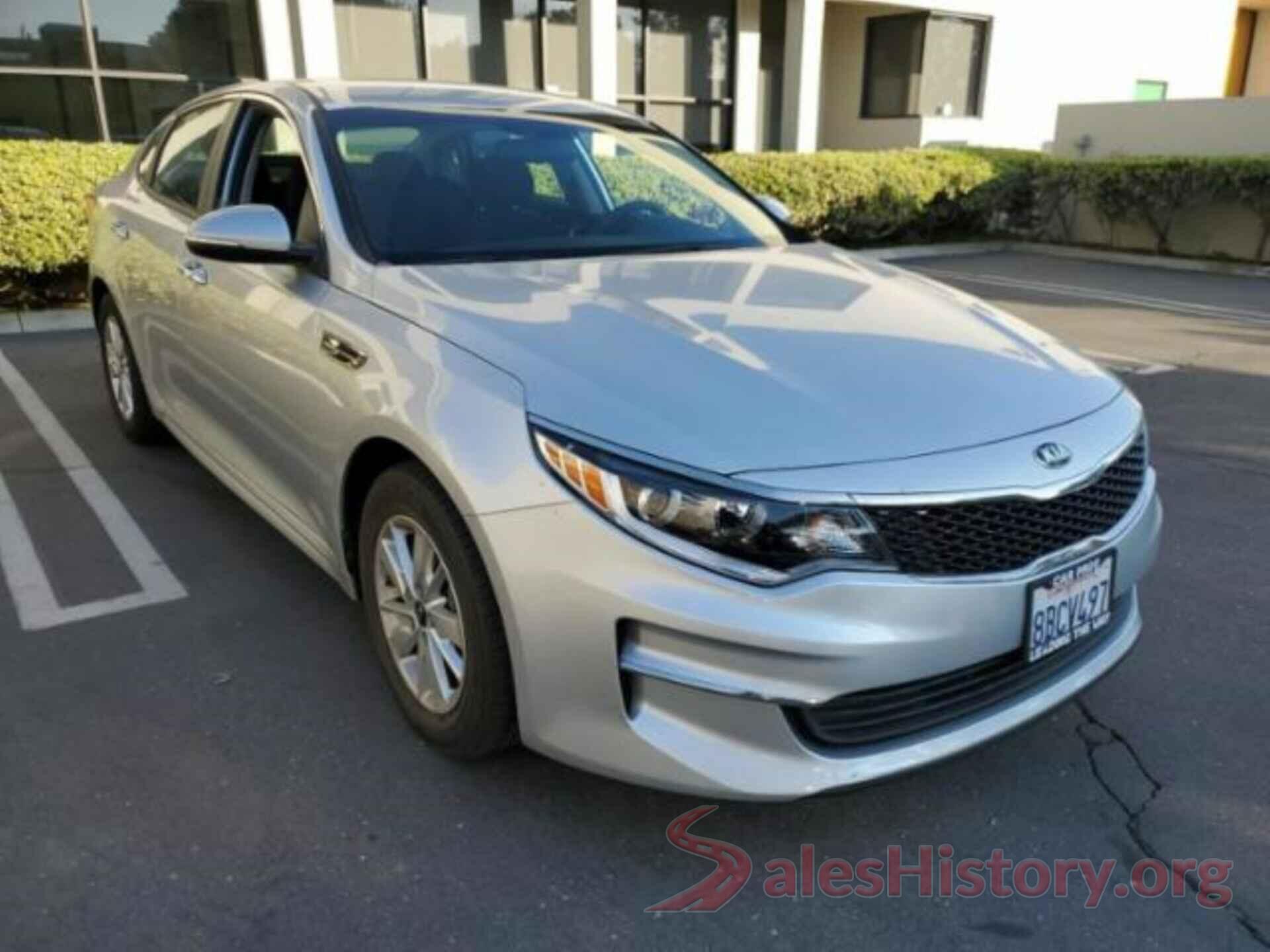 5XXGT4L39JG205643 2018 KIA OPTIMA