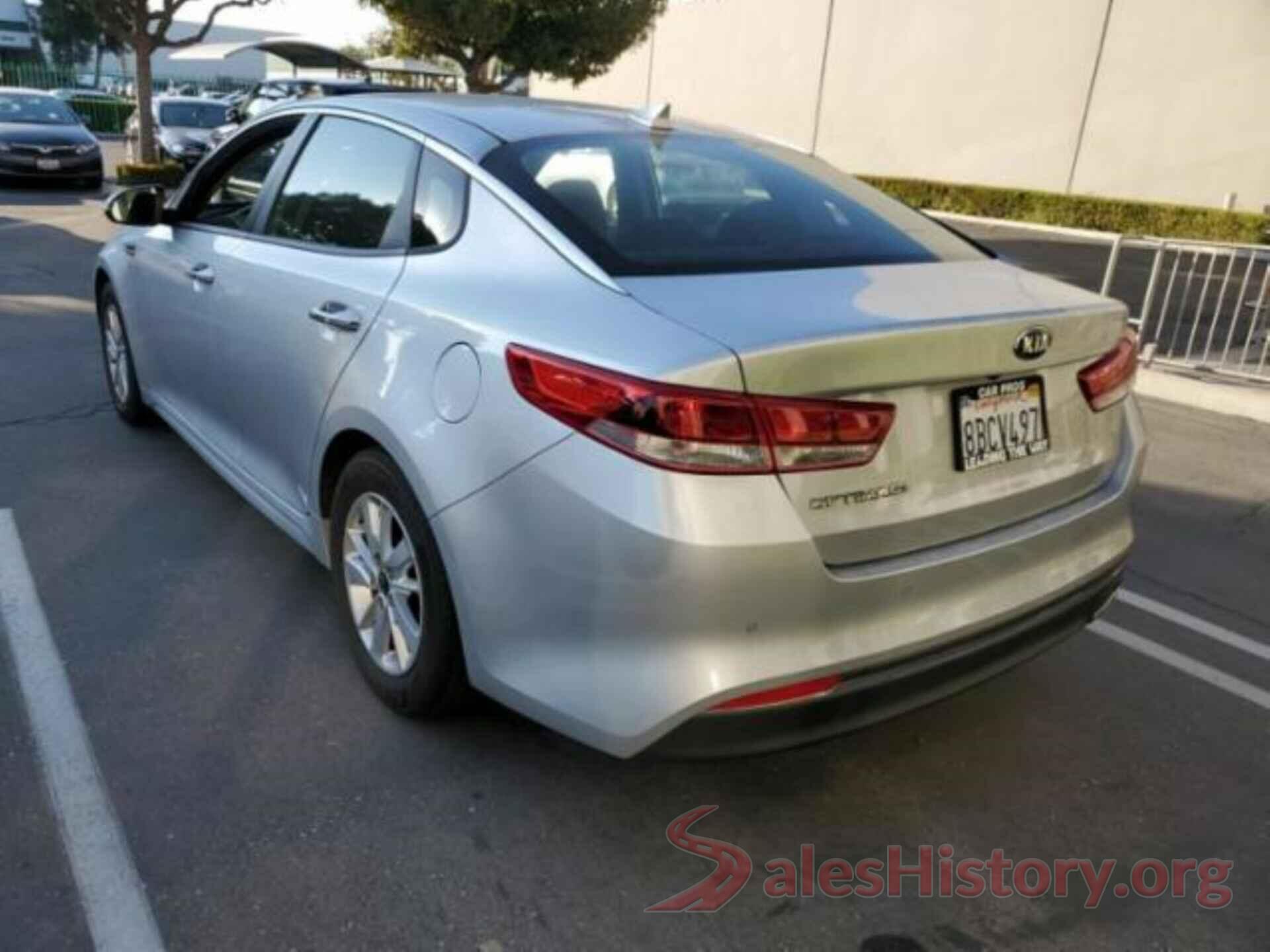 5XXGT4L39JG205643 2018 KIA OPTIMA