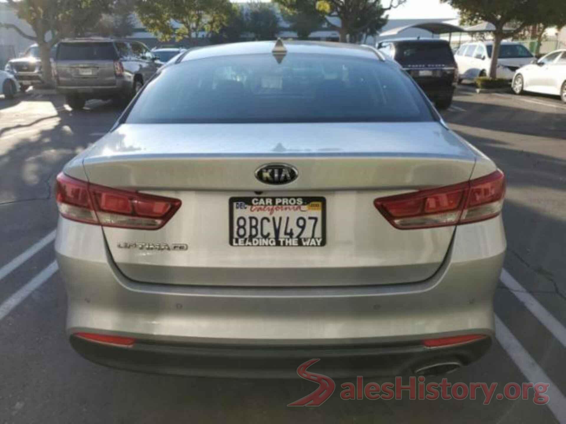 5XXGT4L39JG205643 2018 KIA OPTIMA