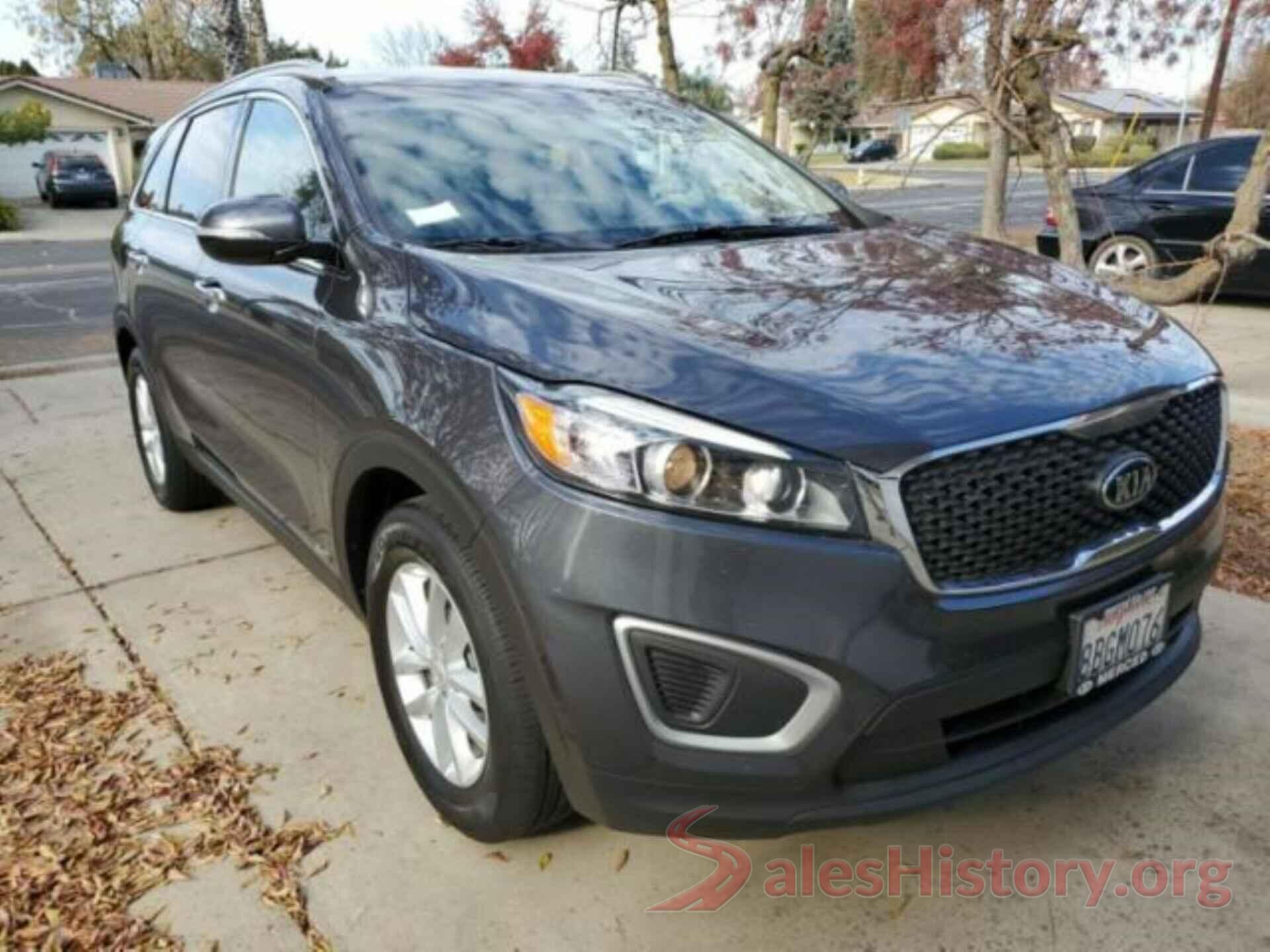 5XYPGDA33JG346677 2018 KIA SORENTO