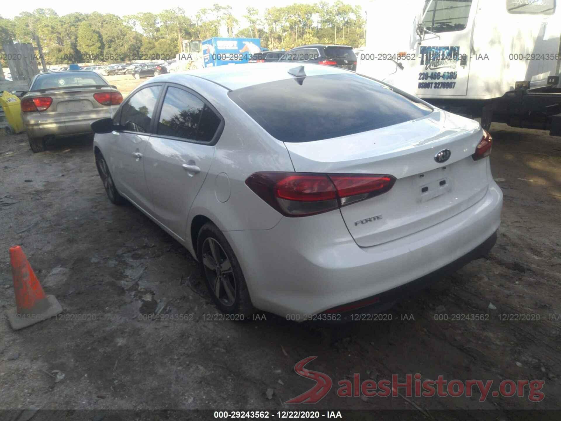 3KPFL4A77JE263812 2018 KIA FORTE