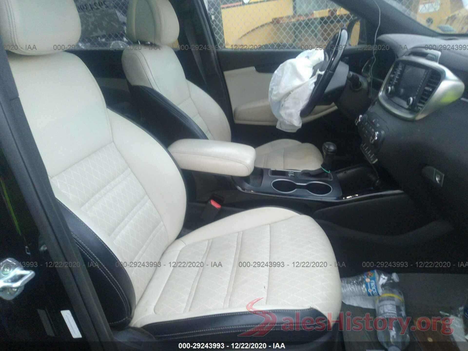 5XYPKDA58GG092411 2016 KIA SORENTO