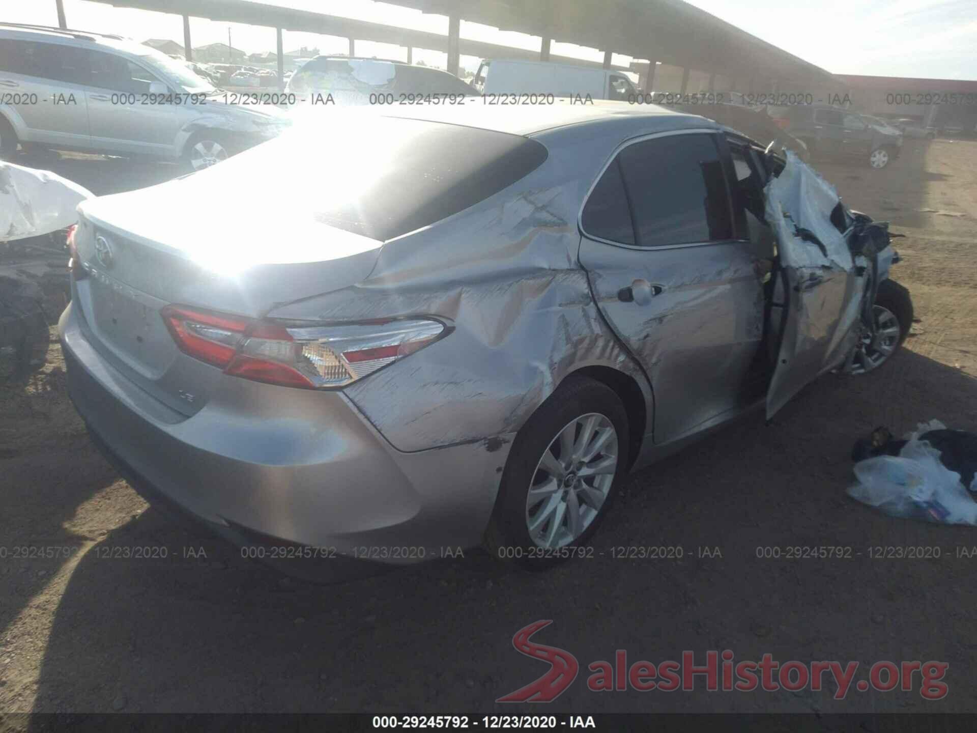 4T1B11HK0JU592698 2018 TOYOTA CAMRY