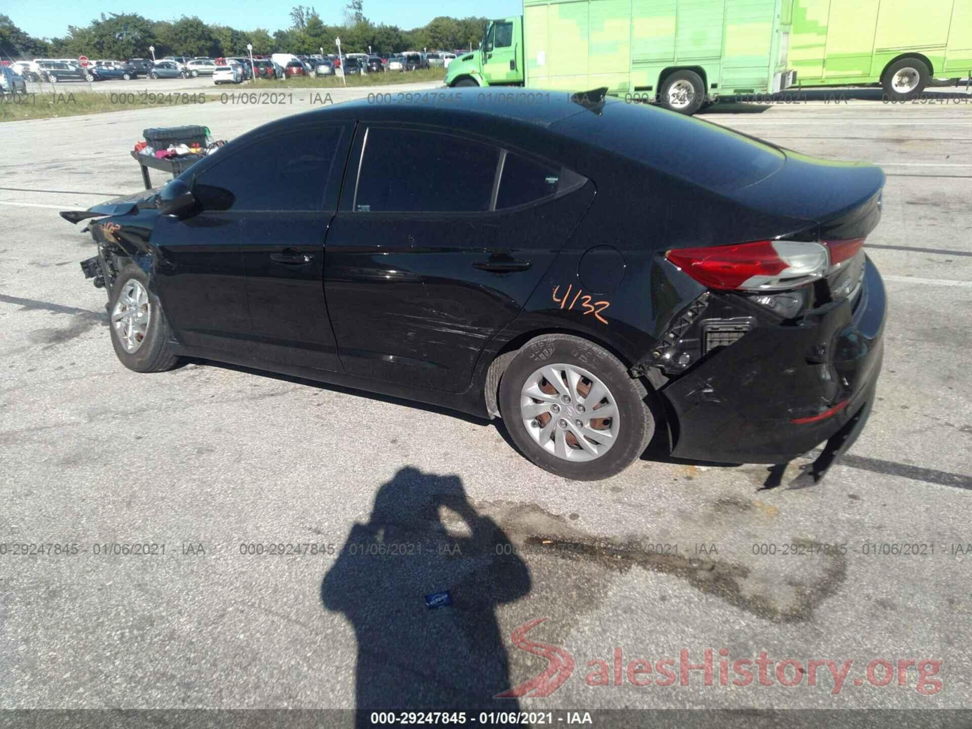 5NPD74LF7HH212333 2017 HYUNDAI ELANTRA