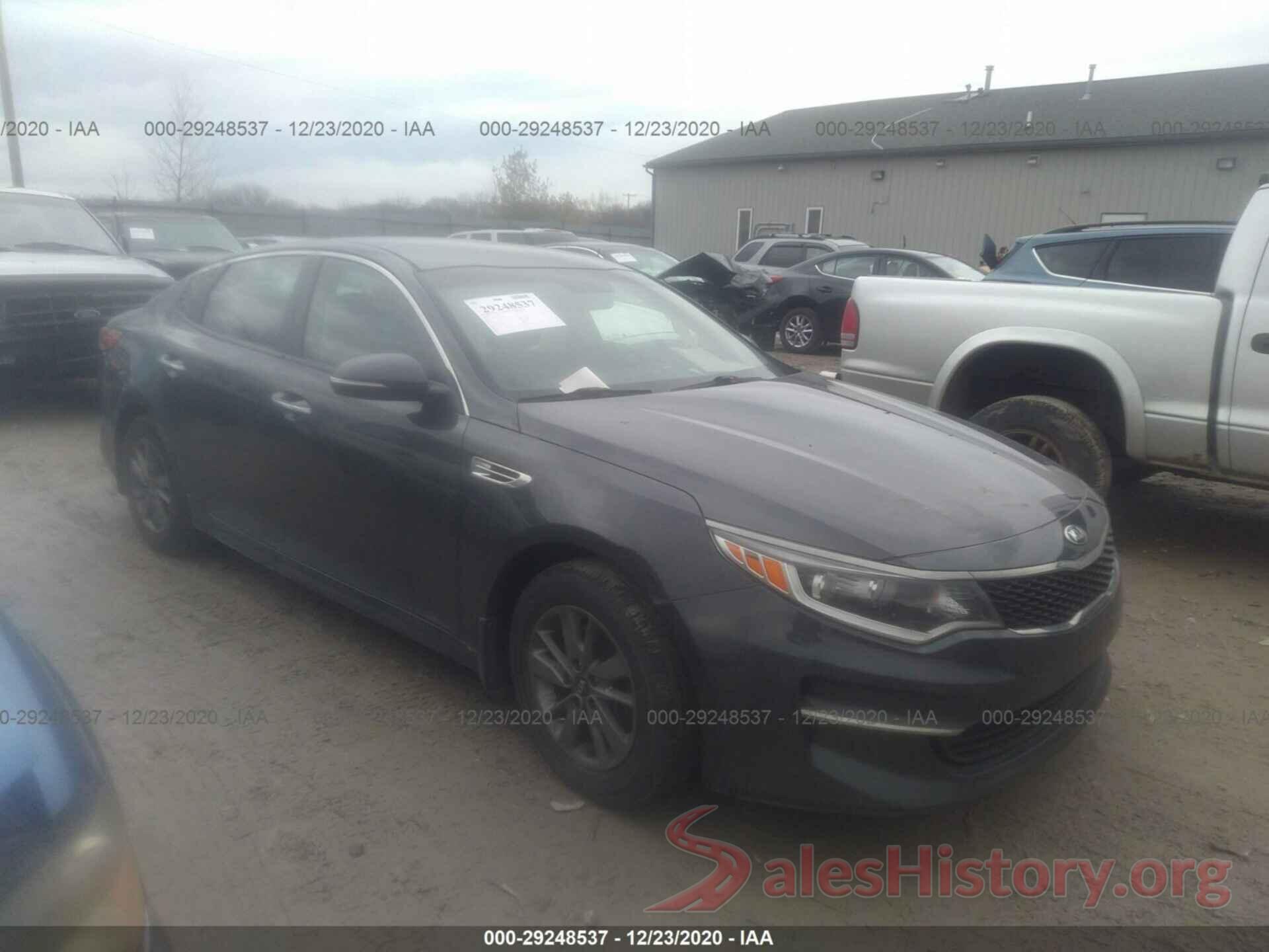 5XXGT4L11GG011437 2016 KIA OPTIMA