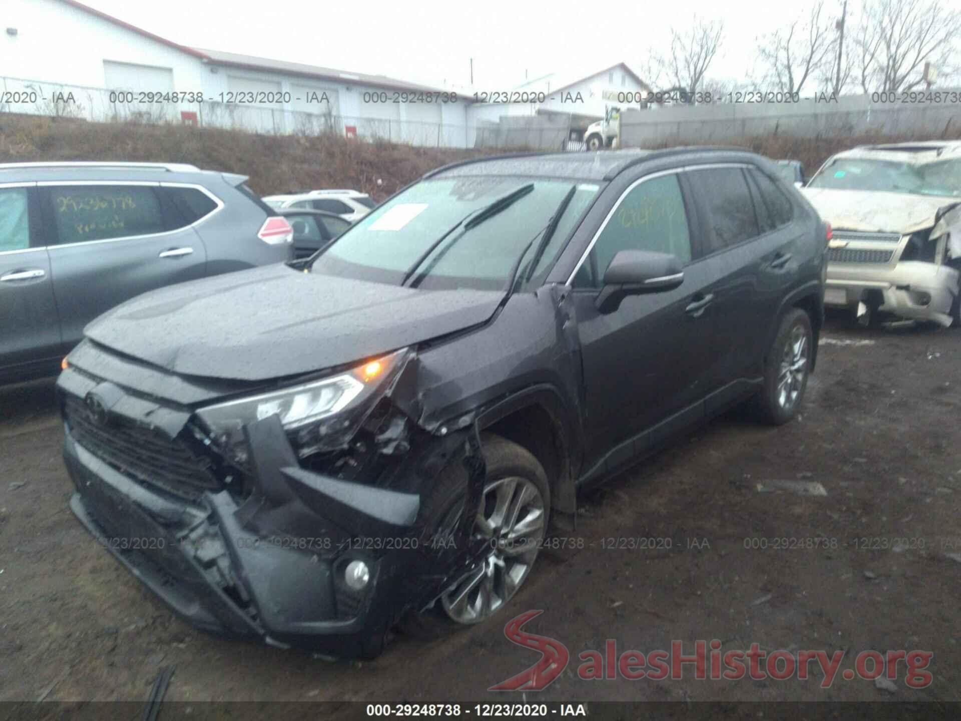 2T3A1RFV2KW054682 2019 TOYOTA RAV4